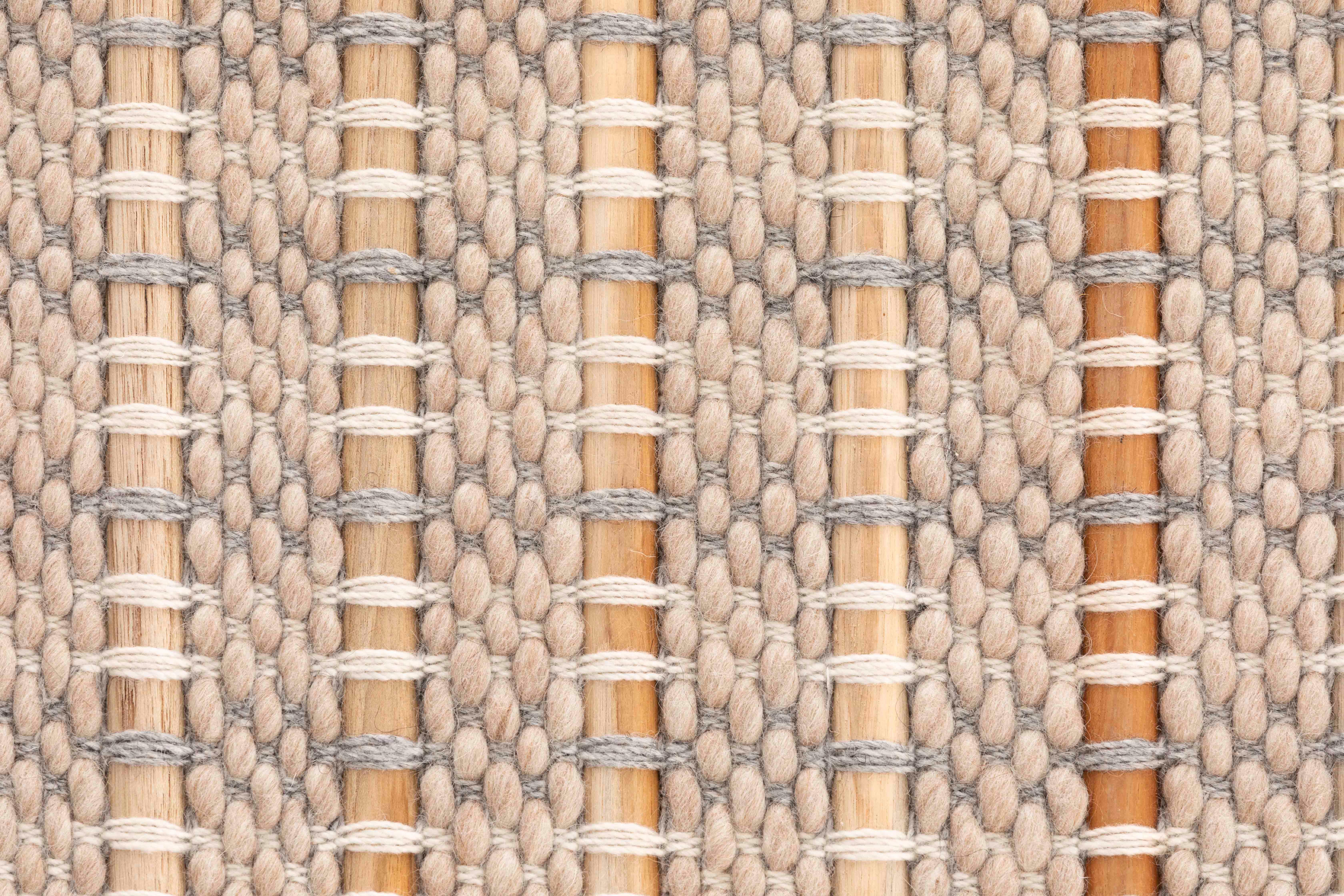Contemporary Large Kiri Light Grey Goz Rug by Gandia Blasco For Sale