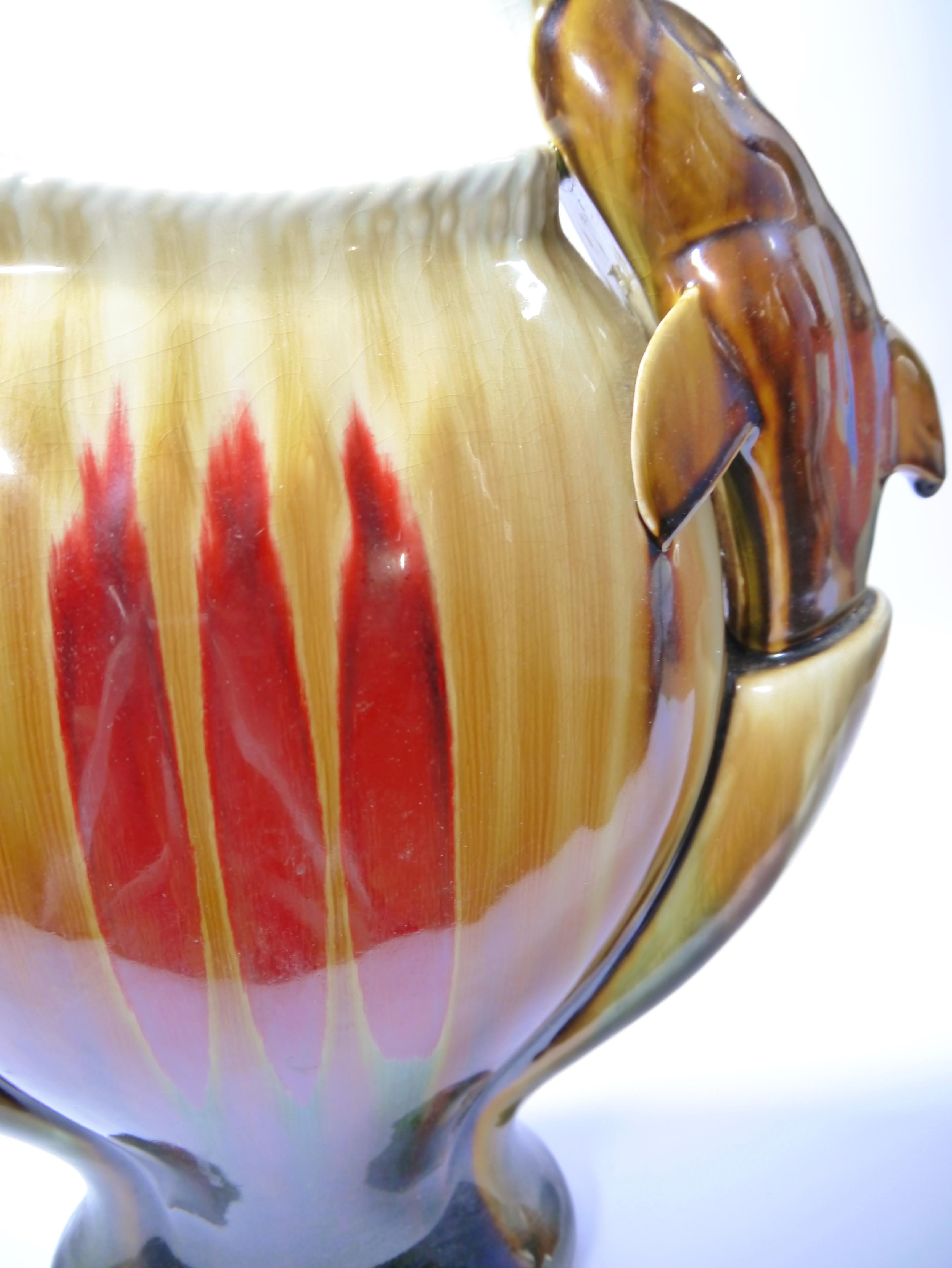 Gran jarrón de porcelana china decorado con delfines, años 50 Porcelana en venta