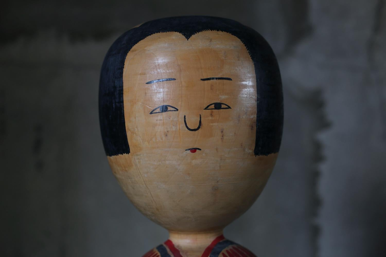 Large Kokeshi by Kyutaro Ogura In Distressed Condition For Sale In Sammu-shi, Chiba