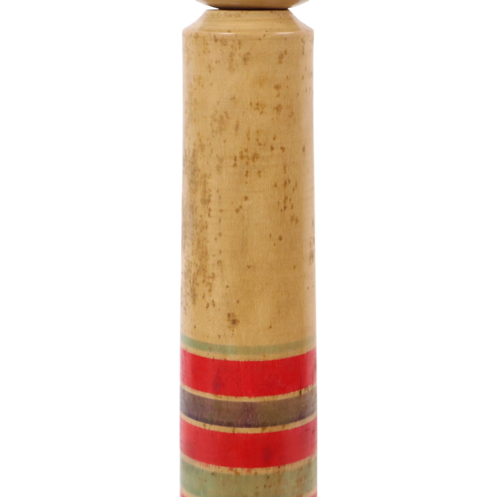 Large Kokeshi Doll XL Size Hand Painted Wood Japan Showa 48cm In Good Condition For Sale In Poperinge, BE