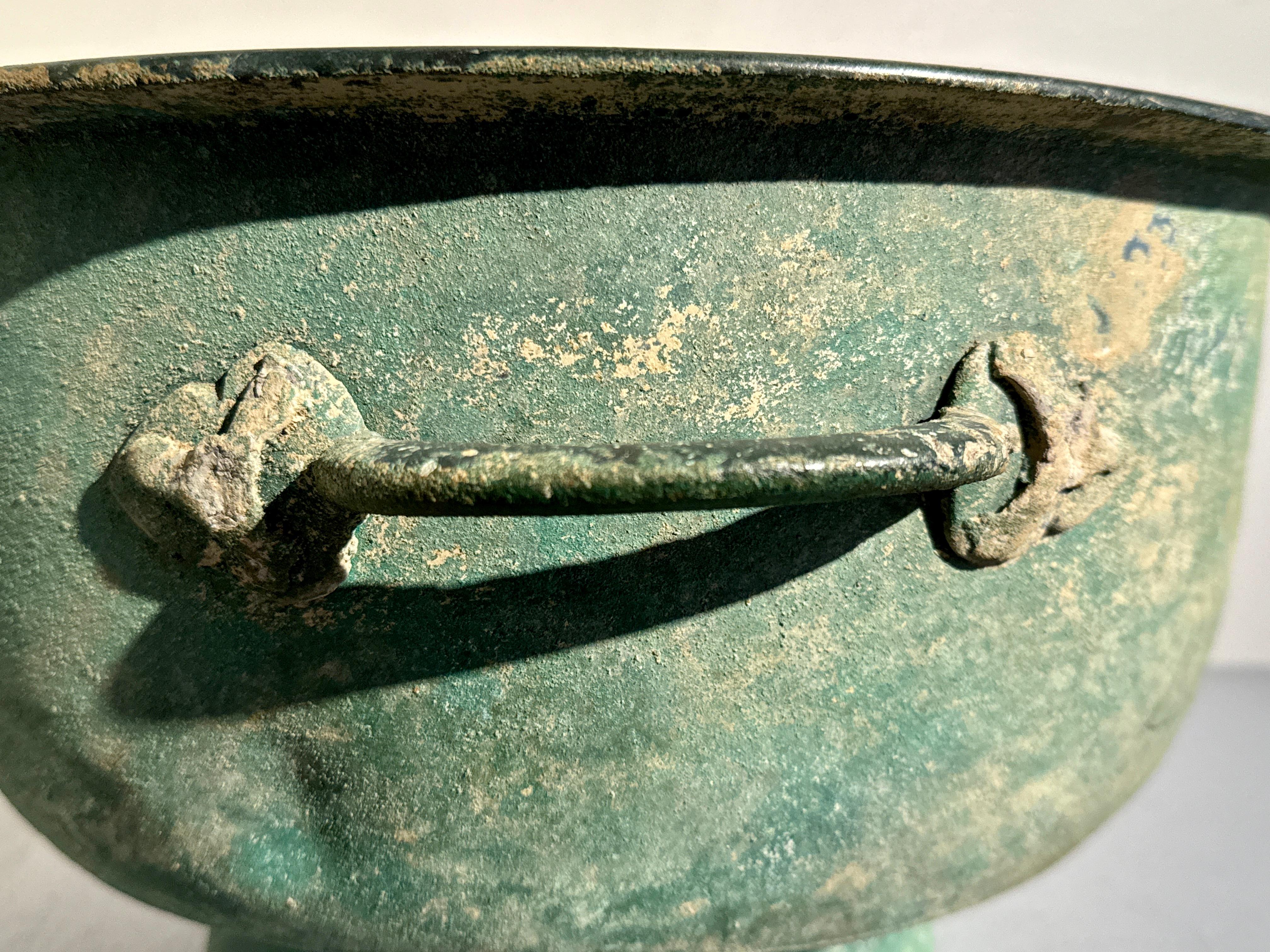 Large Korean Goryeo Bronze Basin w/ Handles, Goryeo Dynasty, 12th/14th century For Sale 7