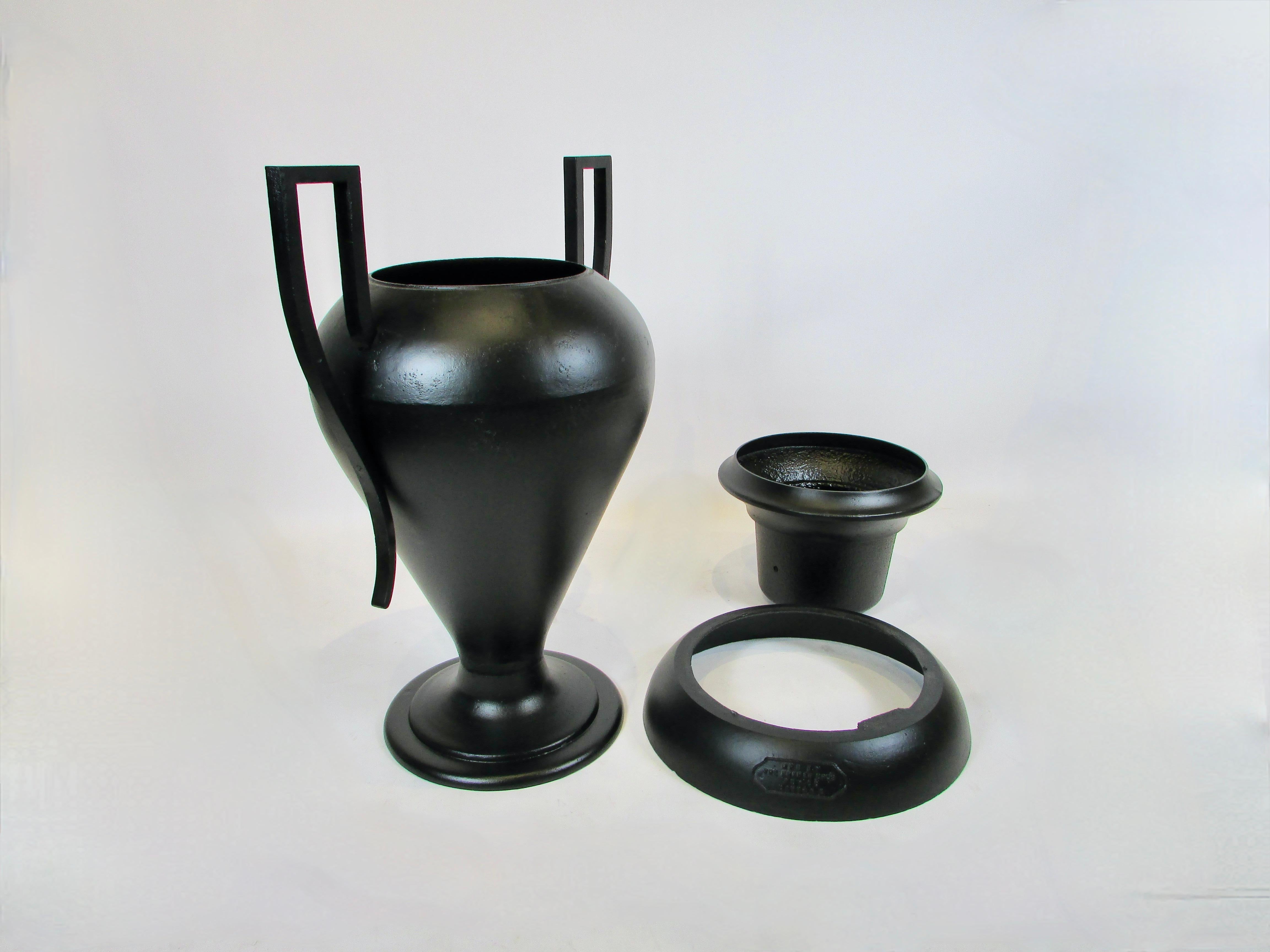 Large Kramer Brothers Cast Iron Planter Pot in Black Finish For Sale 1