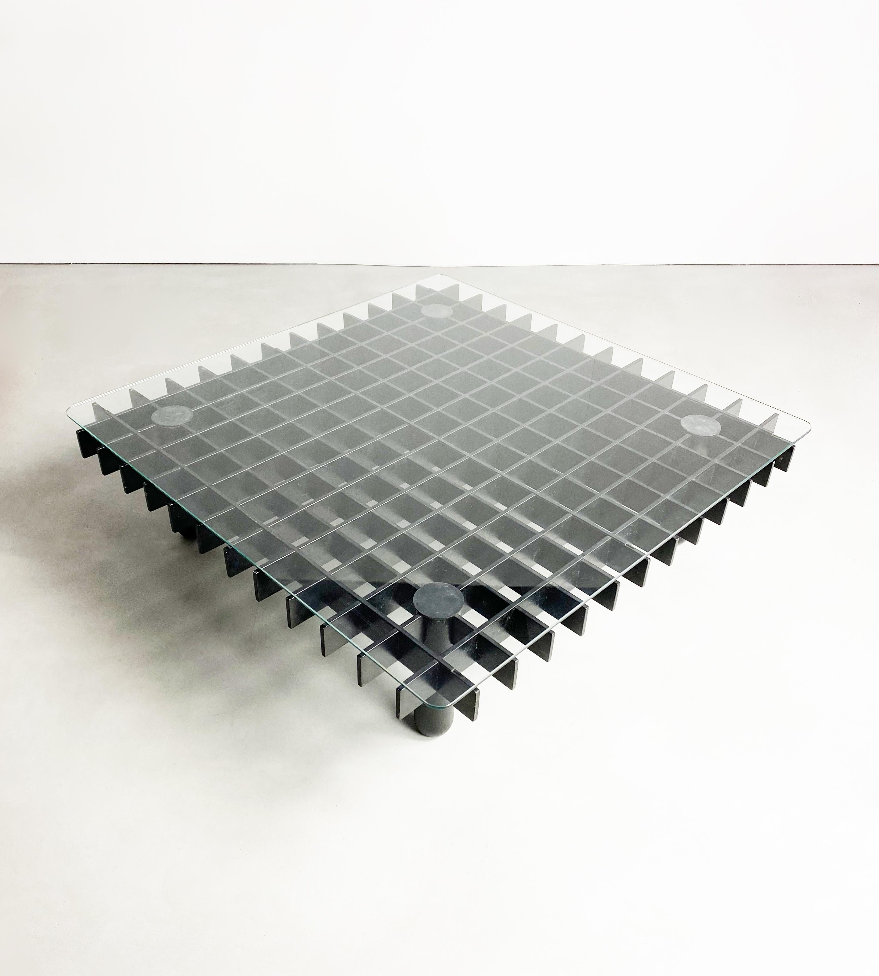 Post-Modern Large 'Kyoto' Coffee Table attrb. Gianfranco Frattini for Knoll, c.1970