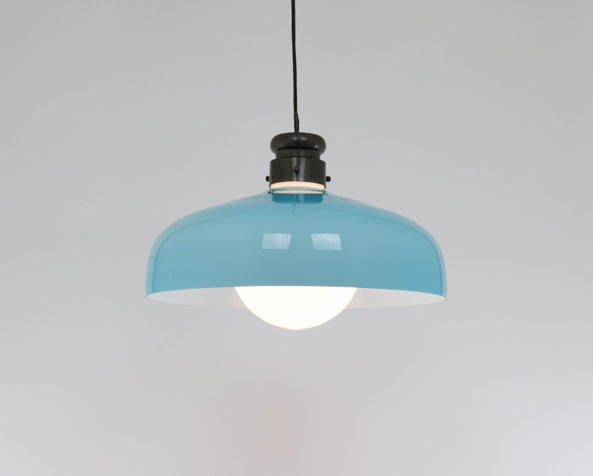 Mid-20th Century Large L 72 Glass pendant by Alessandro Pianon for Vistosi, 1960s For Sale