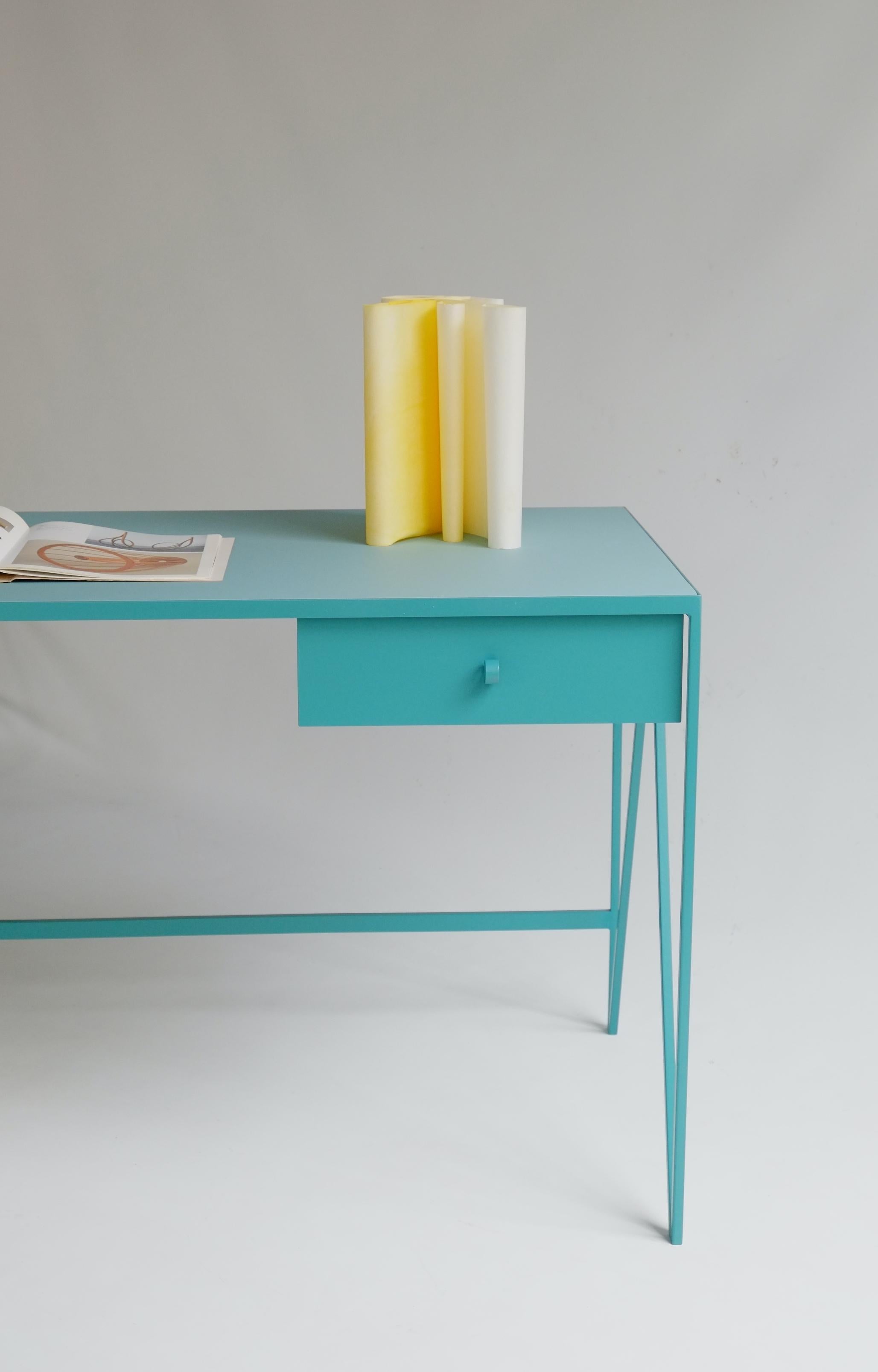 Scrivania angolare per studio a forma di L personalizzabile, grande e contemporanea in vendita 7