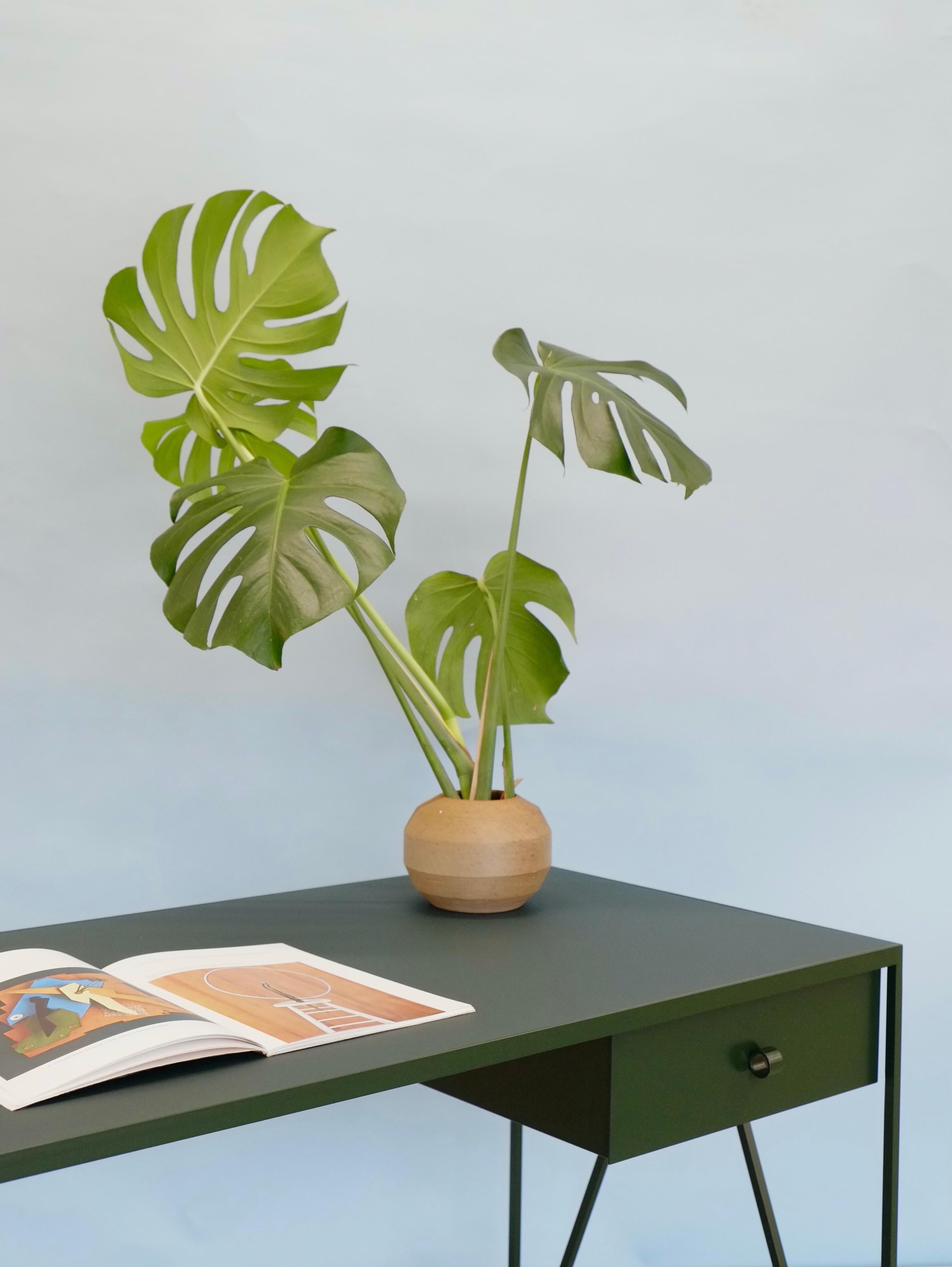 Large L Shape Customizable Contemporary Corner Study Desk For Sale 9