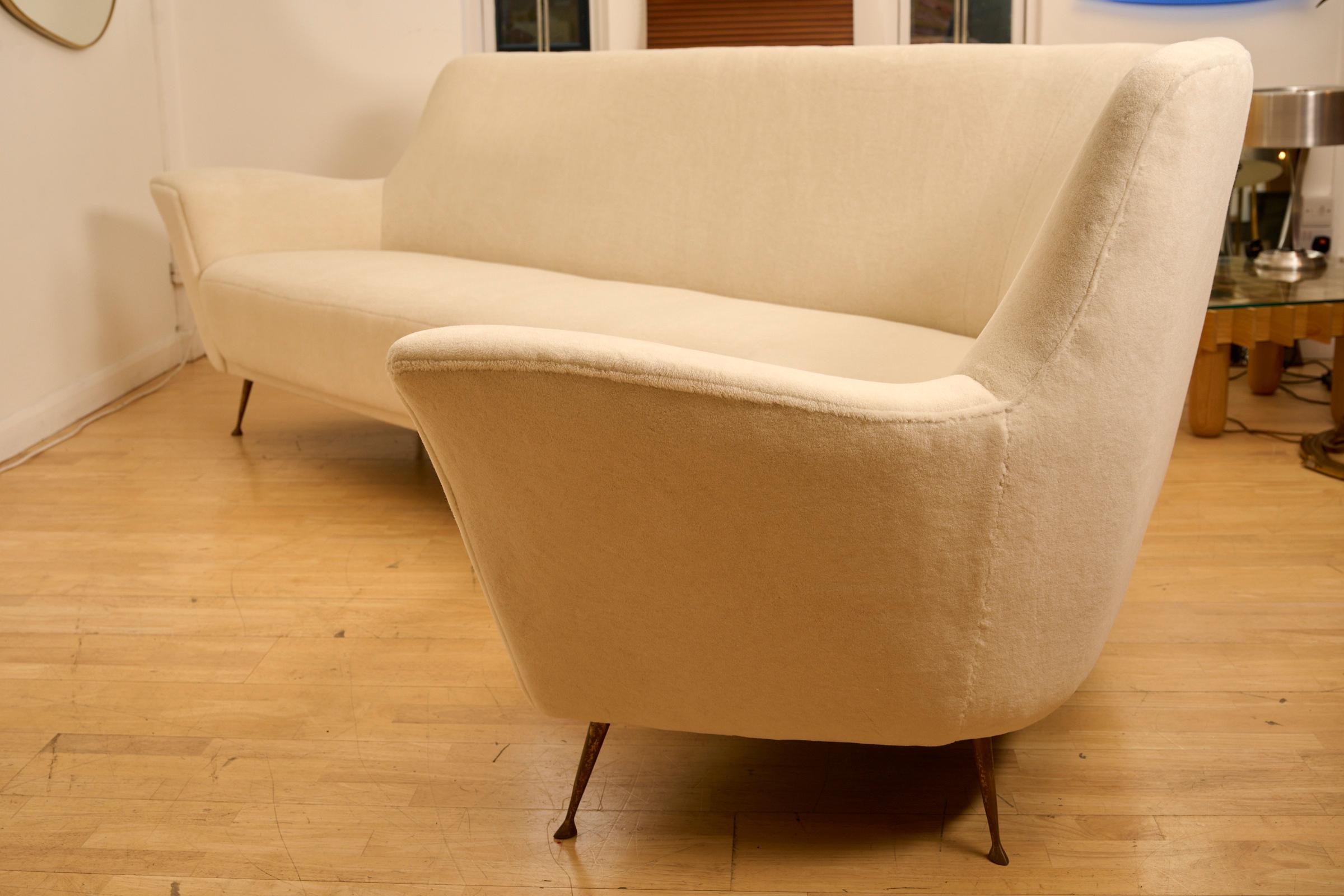 Large Curved 'L' Shape Ico Parisi Style Sofa, Italy, circa 1950 1