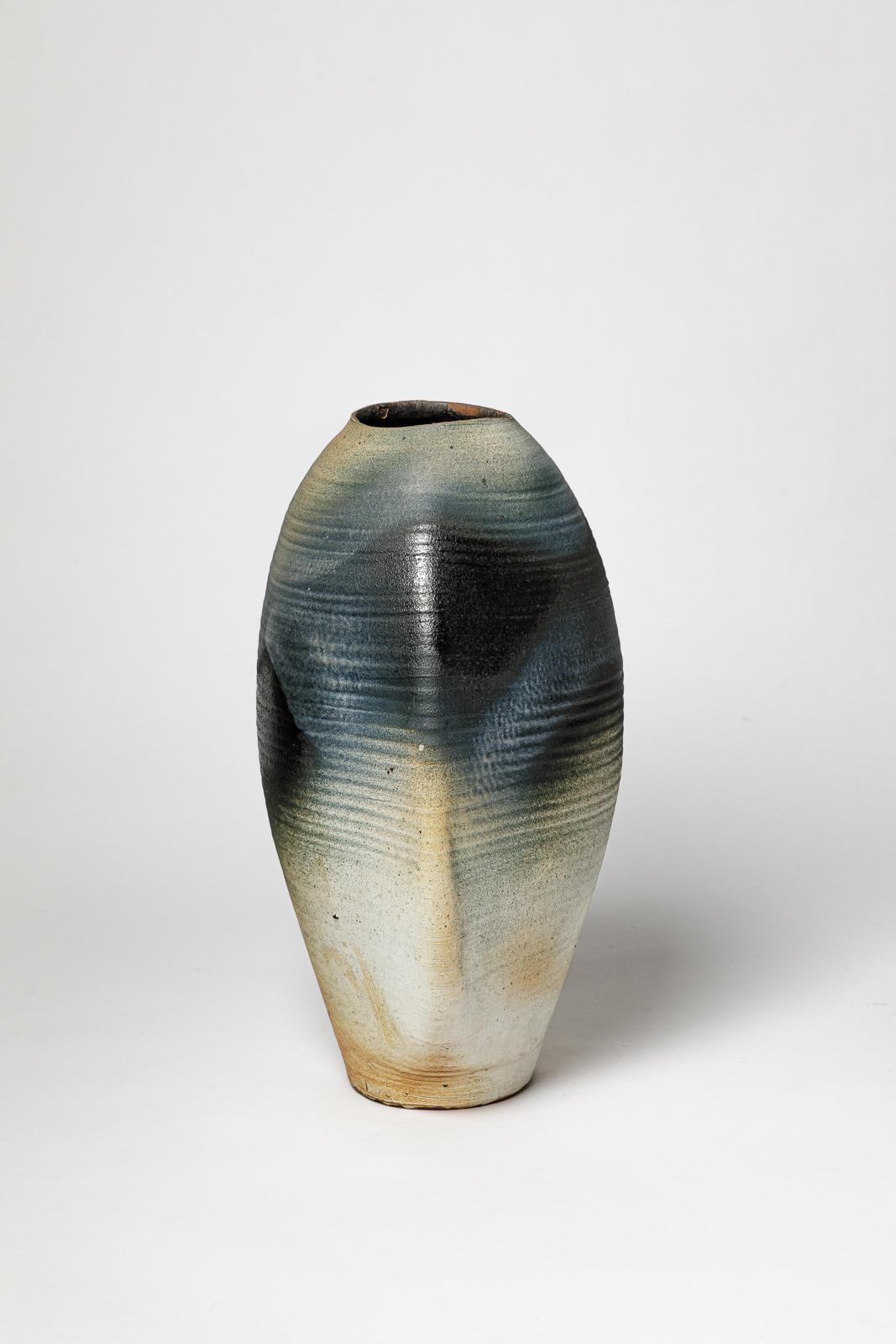 Français Grand vase La Borne en céramique bleu blanc design du 20ème siècle par Bruno Hrdy 1970 en vente