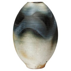 Große La Borne 20. Jahrhundert Design blau weiß Keramik Vase von Bruno Hrdy 1970