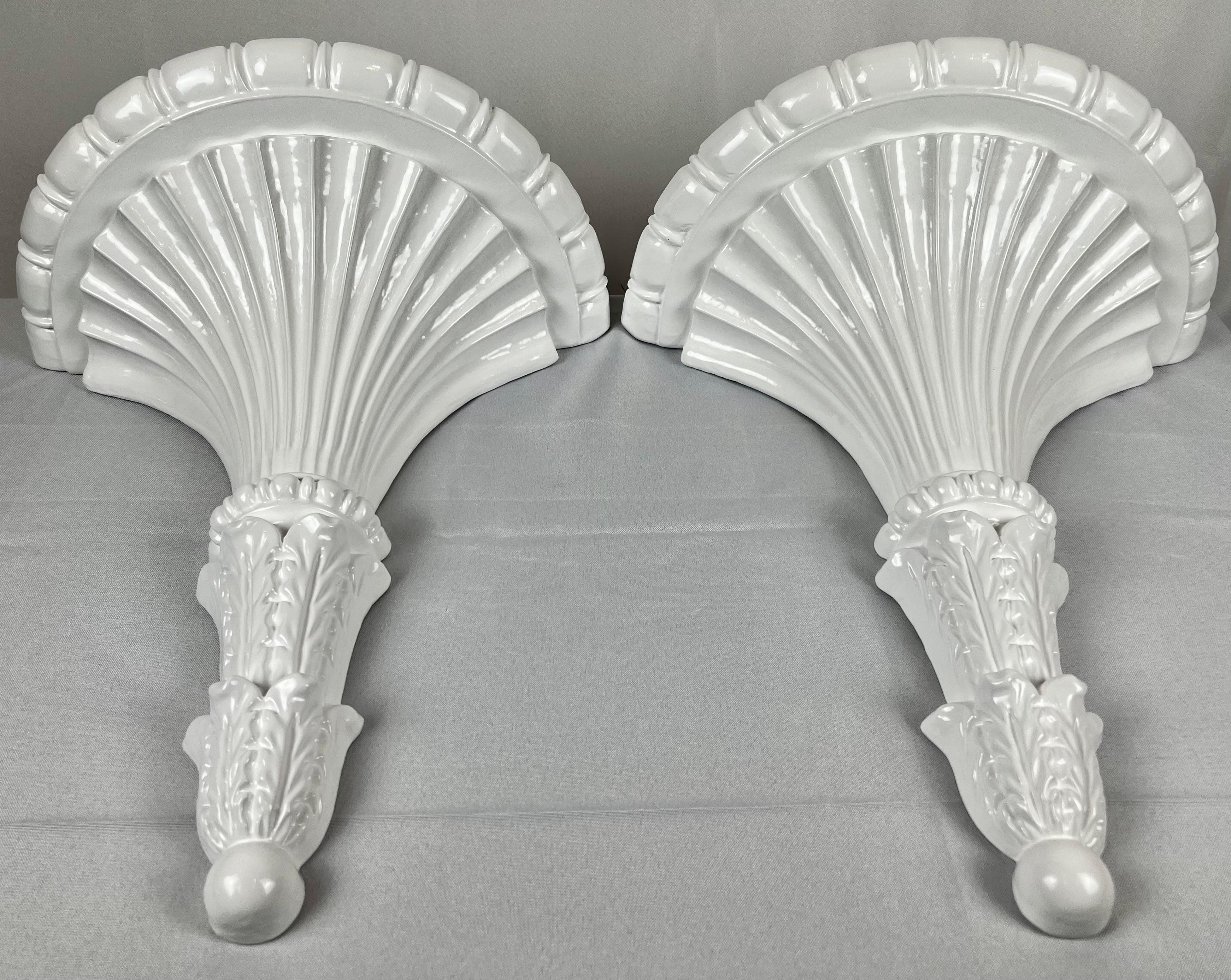 Grandi staffe da parete neoclassiche laccate bianche - 16,25