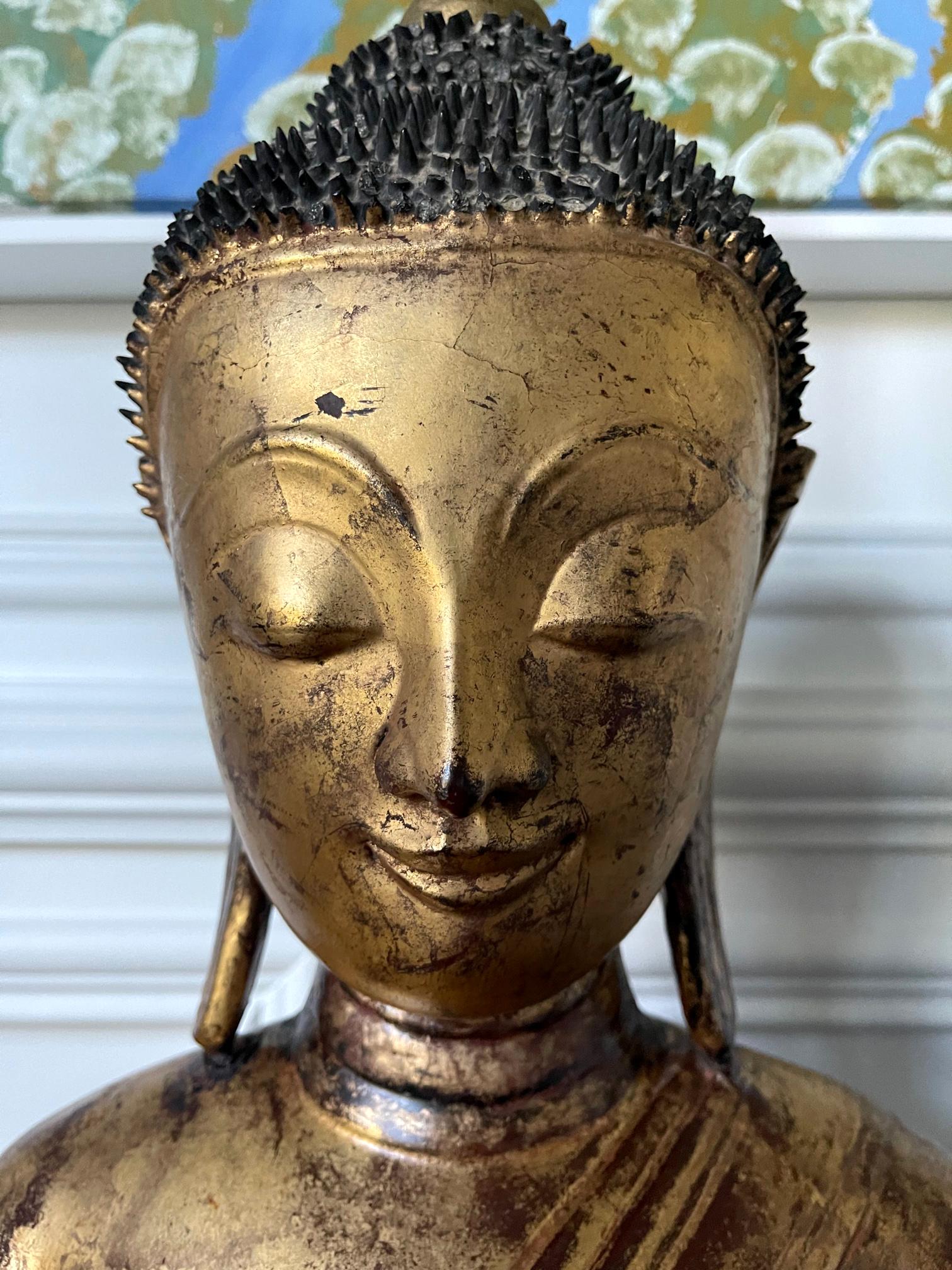 Large Lacquered Wood Antique Burmese Buddha Statue For Sale 4