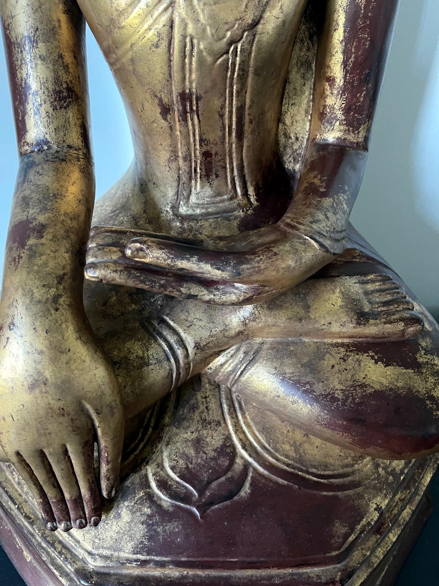 Large Lacquered Wood Antique Burmese Buddha Statue For Sale 5