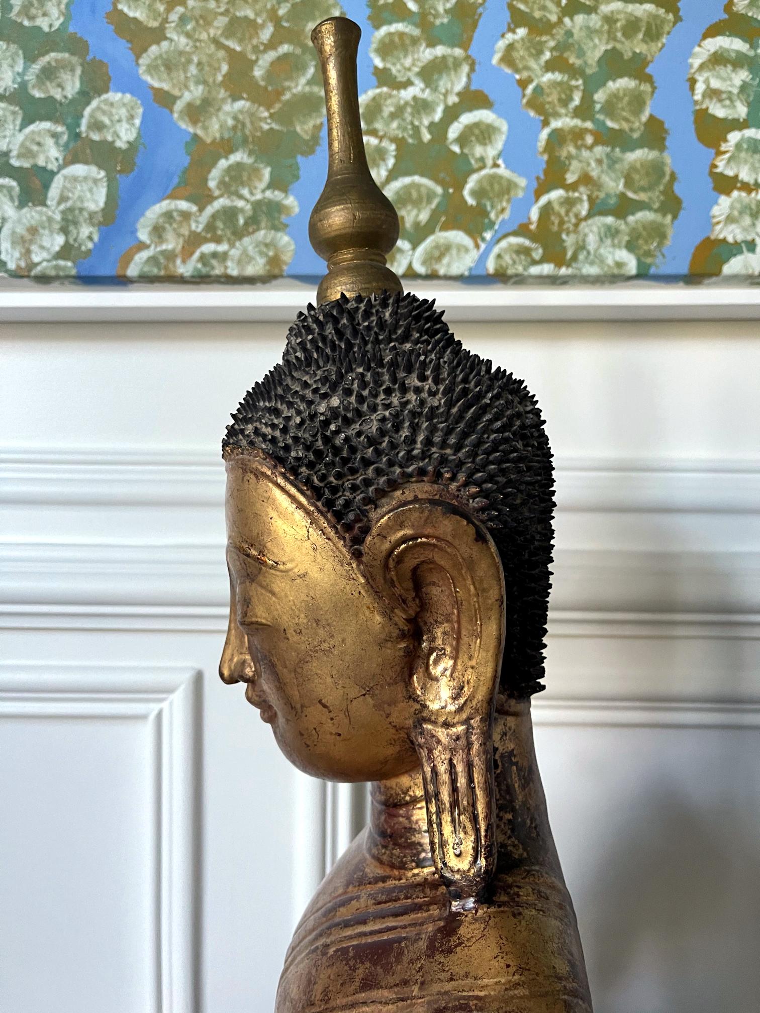 Large Lacquered Wood Antique Burmese Buddha Statue For Sale 1