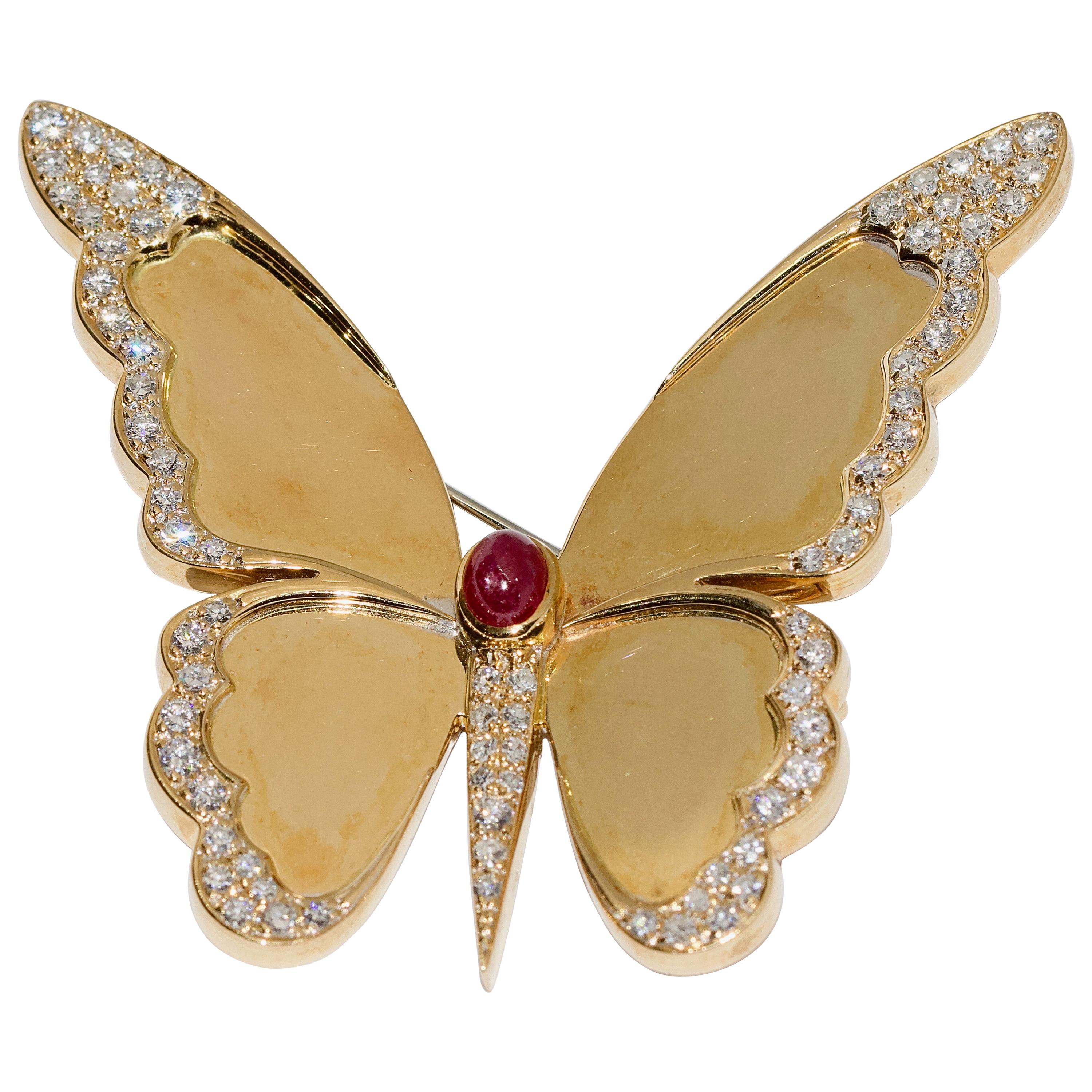 Large Ladies Butterfly Brooch, 18 Karat Gold with Diamonds and Ruby For Sale