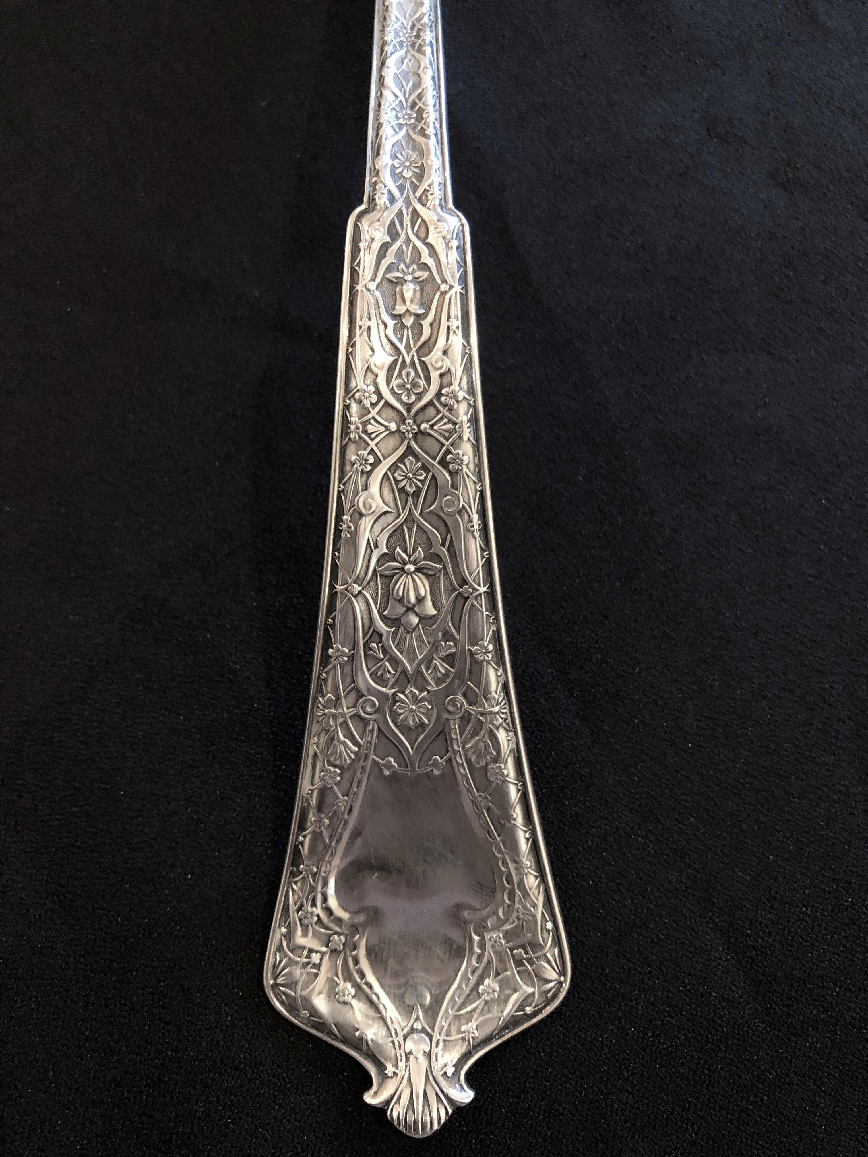 Beautiful large ladle. Tiffany & Company in the Persian pattern.

1872 patent date. Gold washed bowl. Capital M dating the piece between 1875-1891. 

Measures: 12