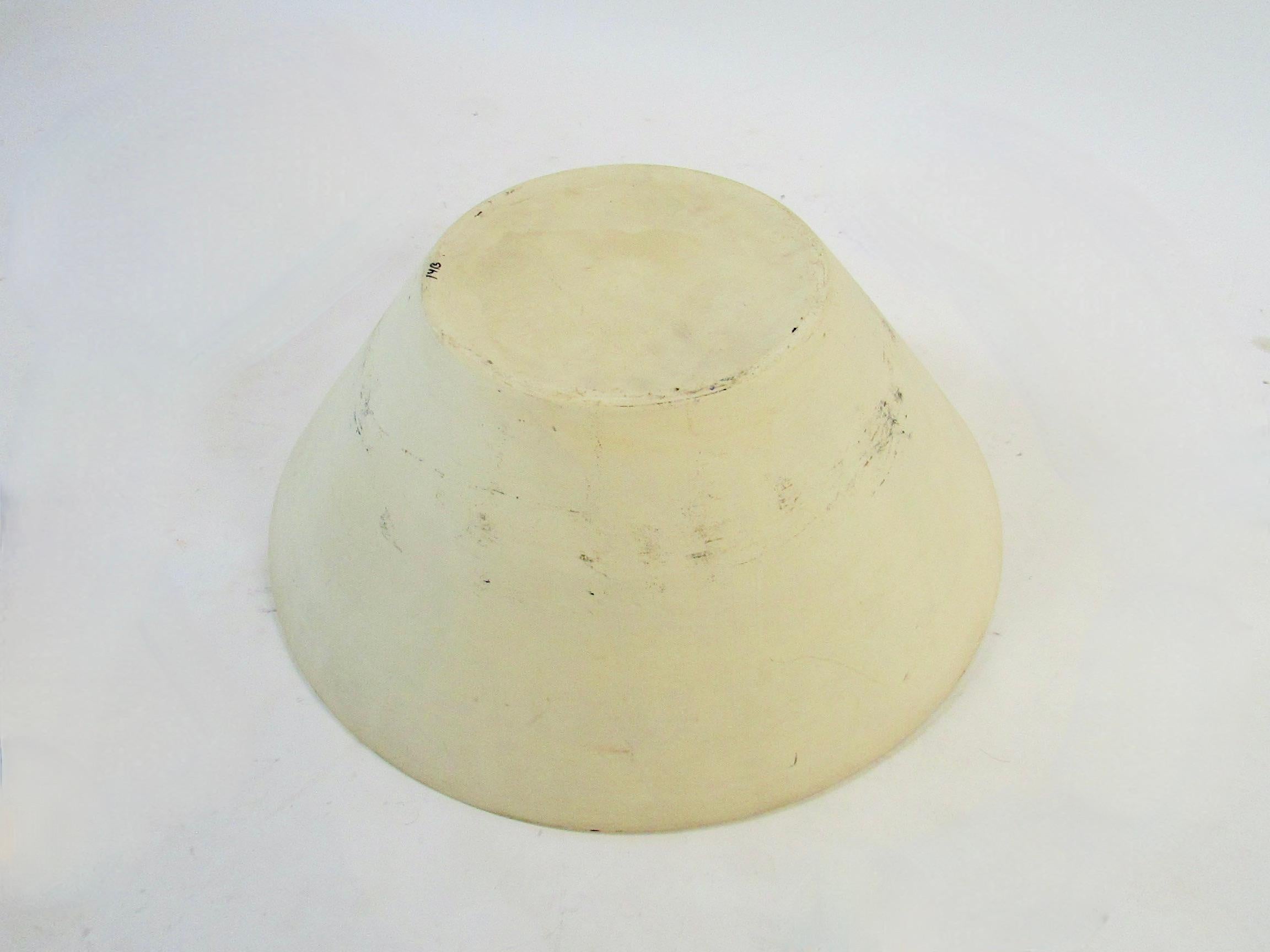 Large Lagardo Tackett Architectural Pottery planter pot  in bisque finish For Sale 3