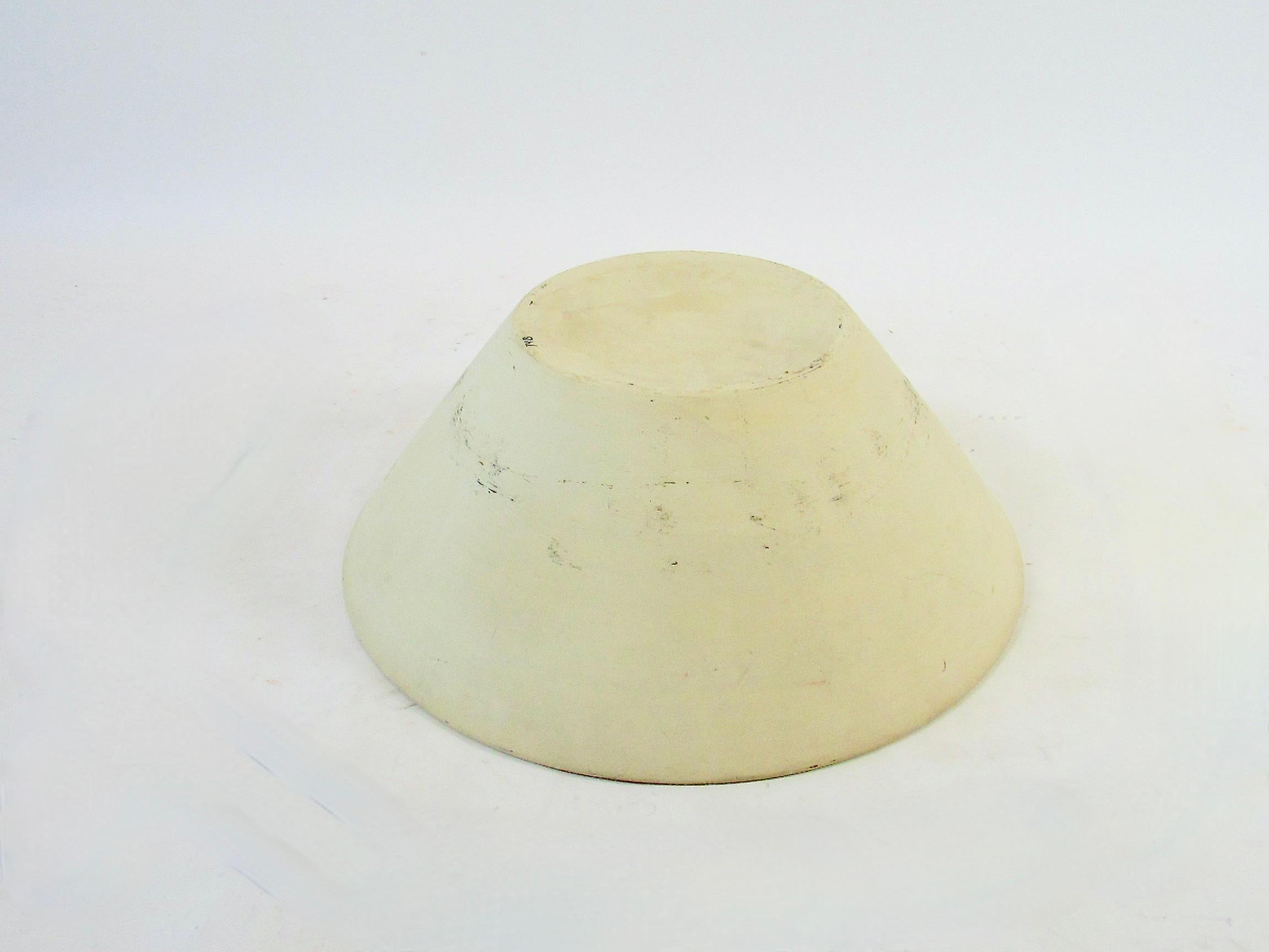 Large Lagardo Tackett Architectural Pottery planter pot  in bisque finish For Sale 2