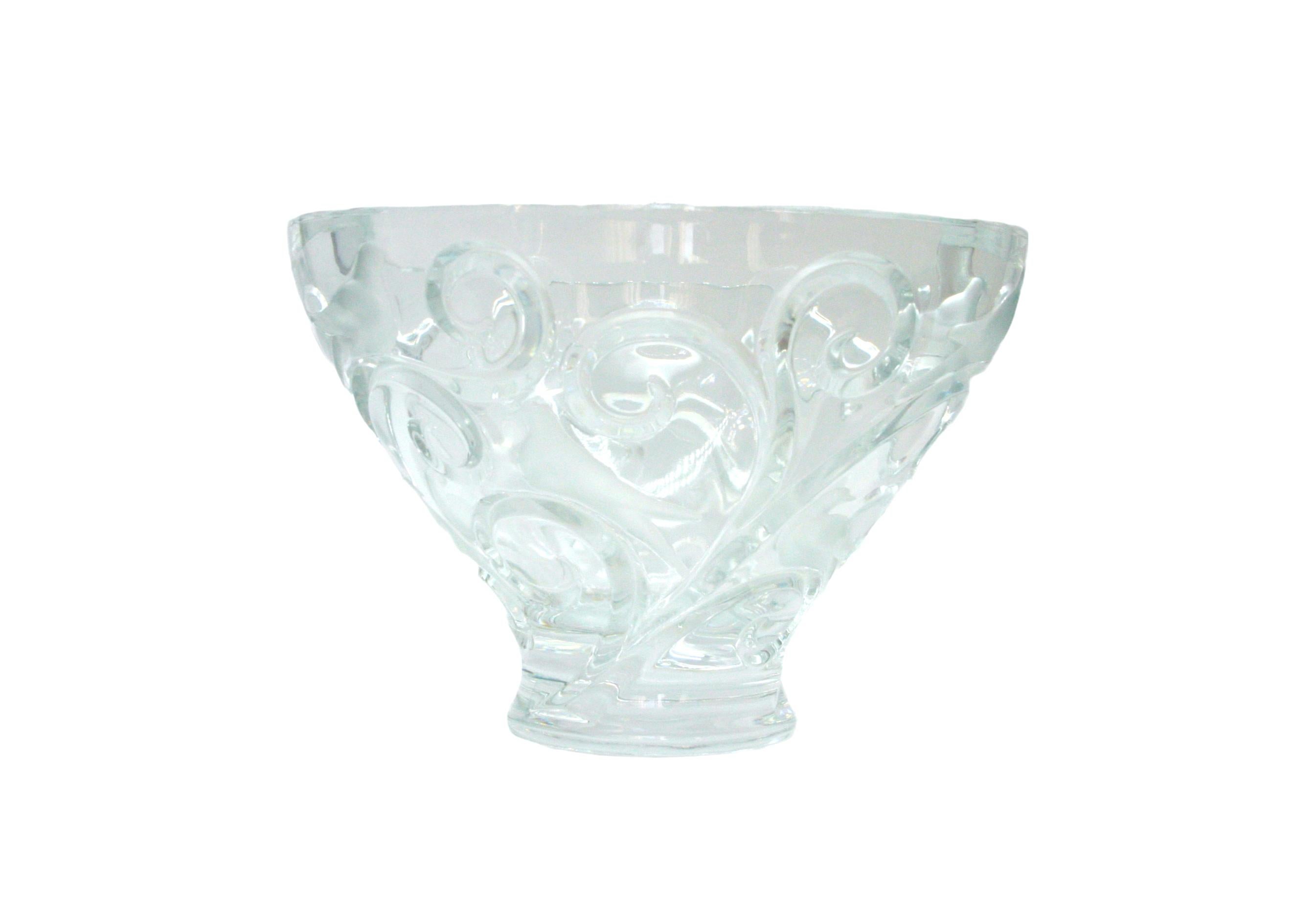 Large Lalique Crystal Bowl Centerpiece For Sale 2