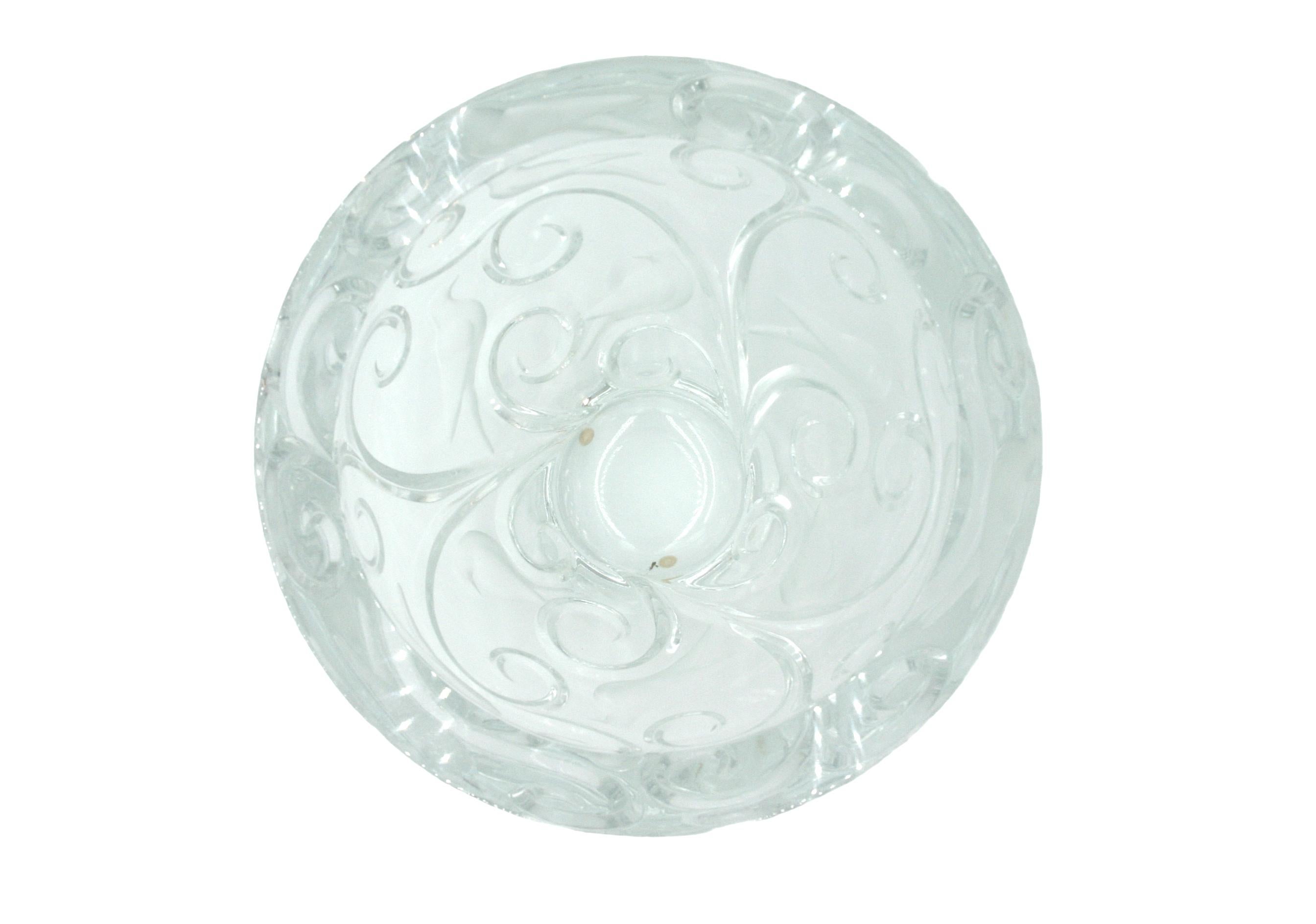 Large Lalique Crystal Bowl Centerpiece For Sale 1