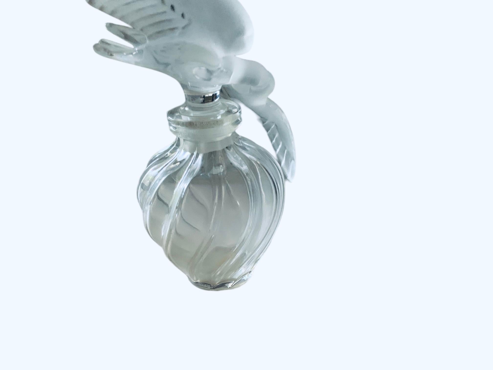 Large Lalique Crystal Perfume Bottle Of L’Air Du Temps 1