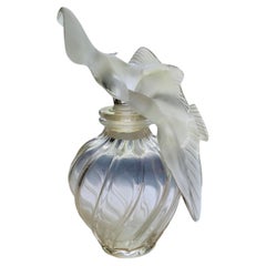 Large Lalique Crystal Perfume Bottle Of L’Air Du Temps