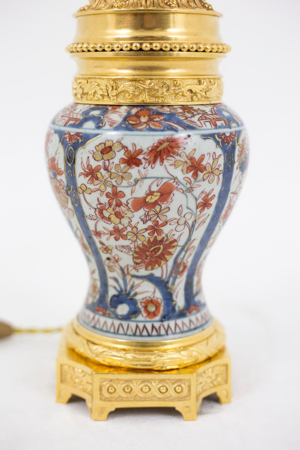 Large Lamp in Imari Porcelain and Gilt Bronze, circa 1880 For Sale 8