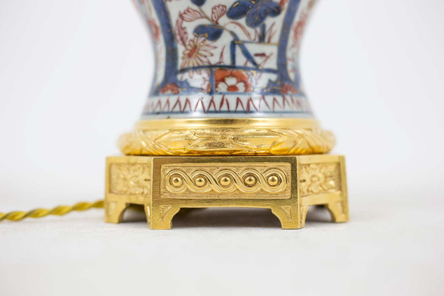 Large Lamp in Imari Porcelain and Gilt Bronze, circa 1880 For Sale 9