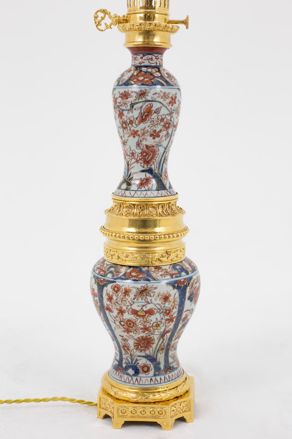Napoleon III Large Lamp in Imari Porcelain and Gilt Bronze, circa 1880 For Sale