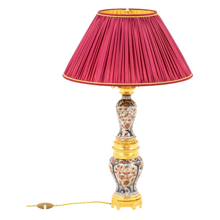Large Lamp in Imari Porcelain and Gilt Bronze, circa 1880 For Sale