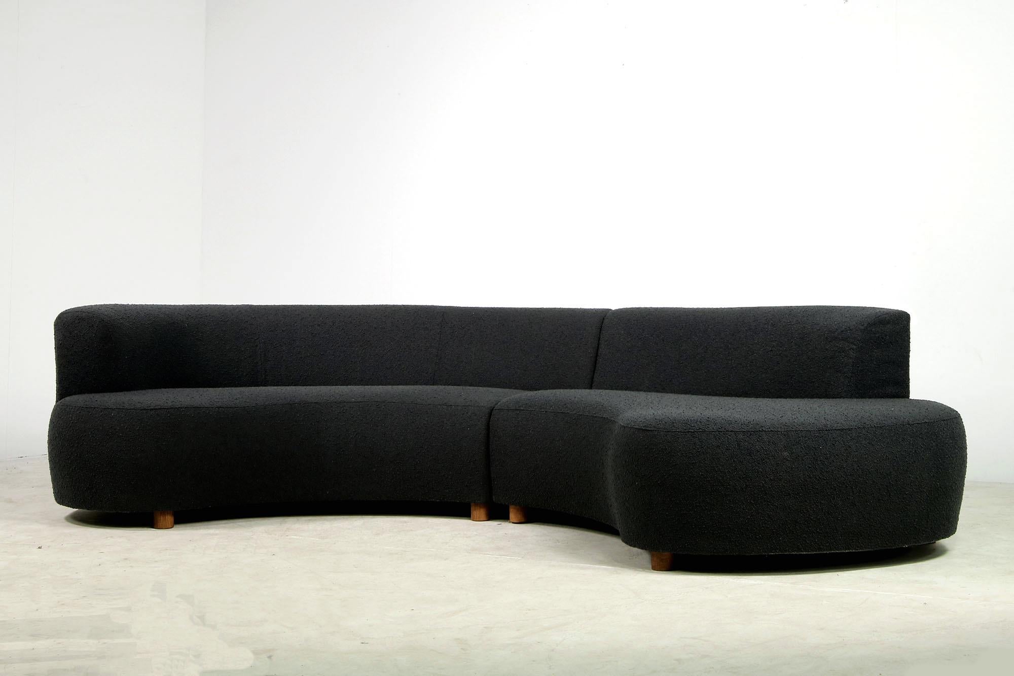 Large Landscape Nathan Lindberg Modular Curved Sofa Dedar Pinewood Legs 'C' For Sale 4