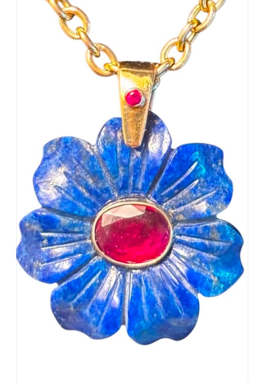 Large Lapis Flower Pendant with center Ruby and Custom Ruby Bail, all 14k Gold For Sale 4