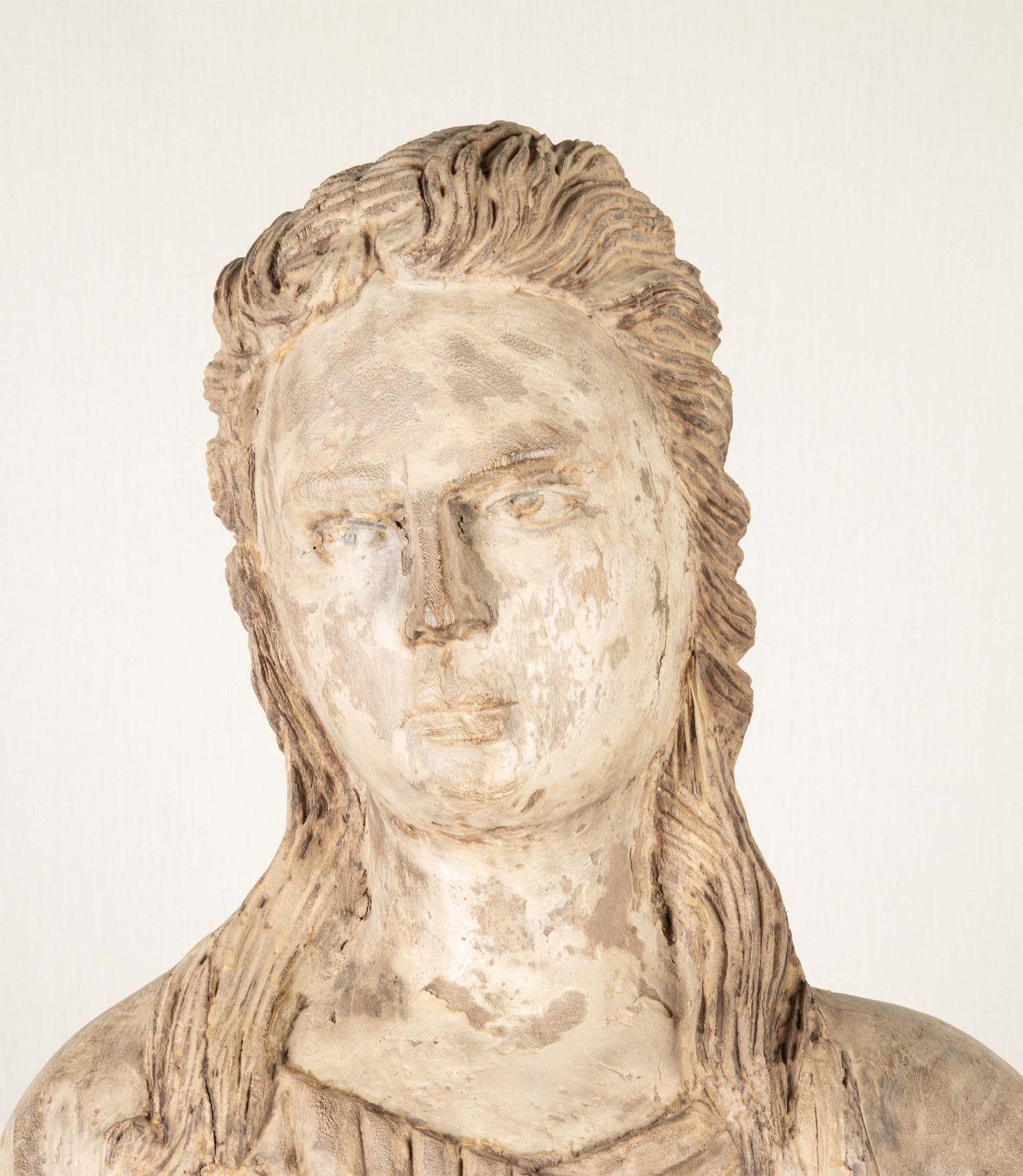 Grande polena di nave francese della fine del XVIII secolo In condizioni buone in vendita a Gloucestershire, GB