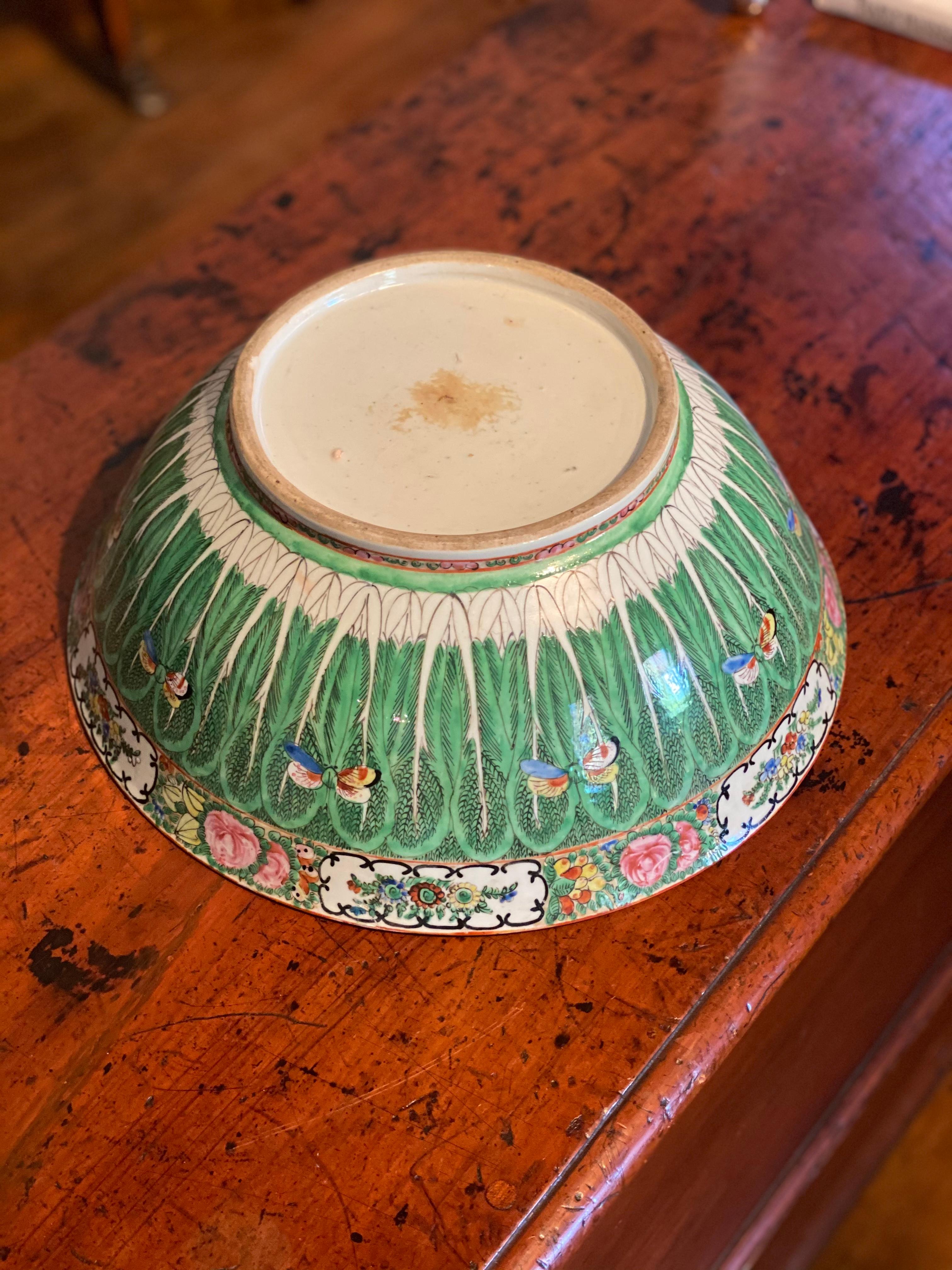 Large Late 19th Century Chinese Export Famille Verte Cabbage Pattern Bowl 2