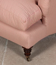 Grande poltrona in stile Howard 'Ivor' inglese della fine del XIX secolo con imbottitura in piuma d'oca