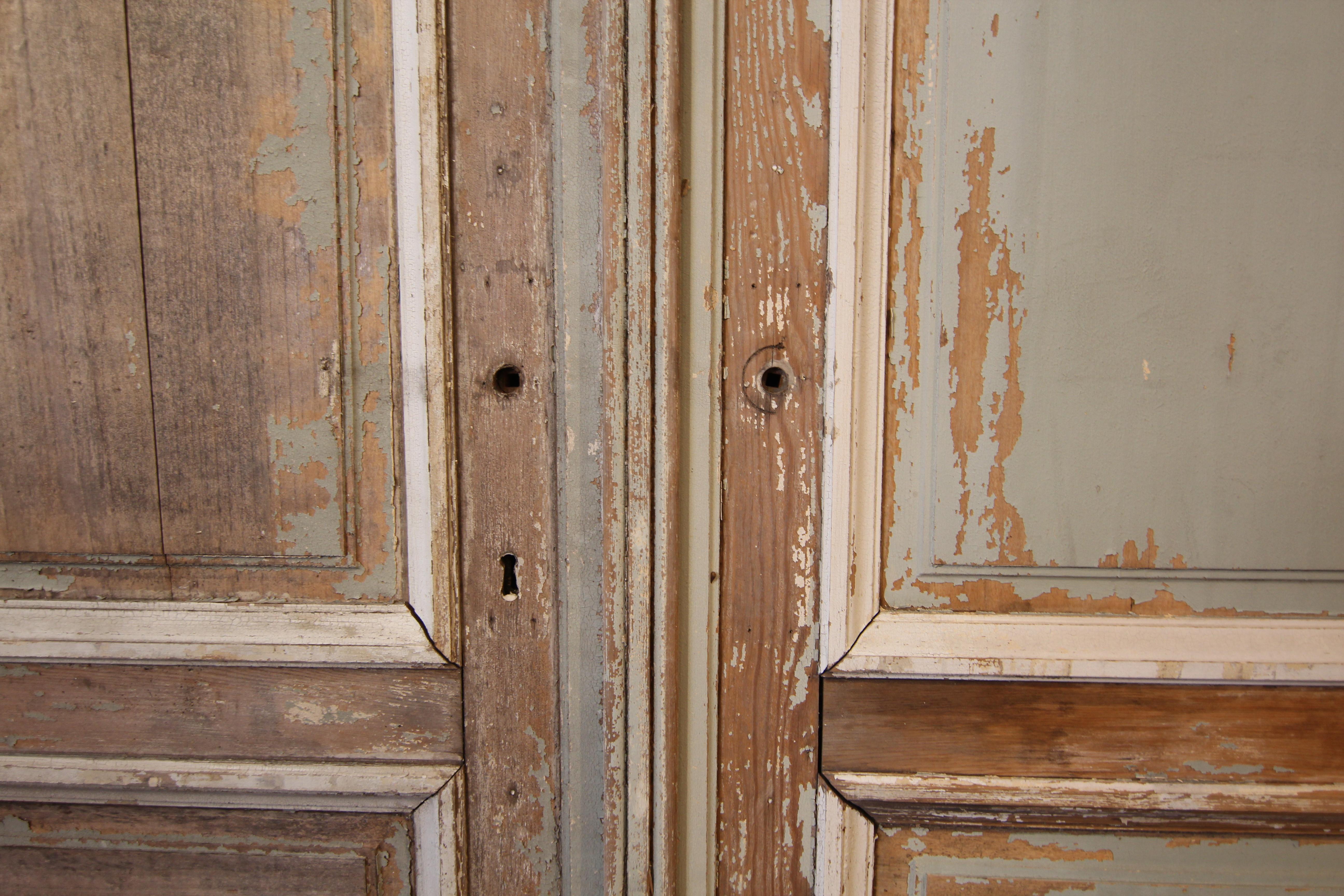Large Late 19th Century French Double Door in Original Paint For Sale 11