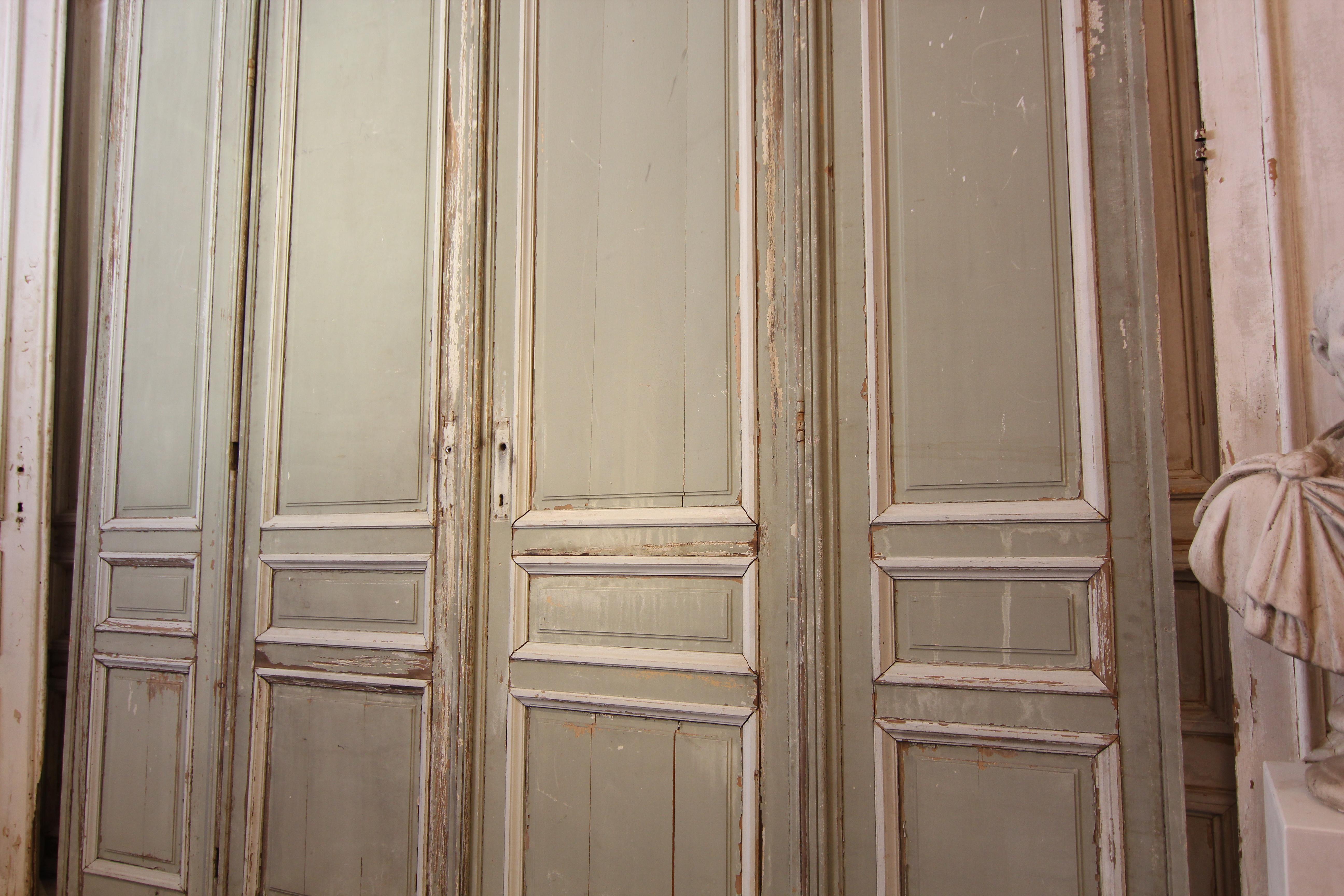 Belle Époque Large Late 19th Century French Double Door in Original Paint For Sale