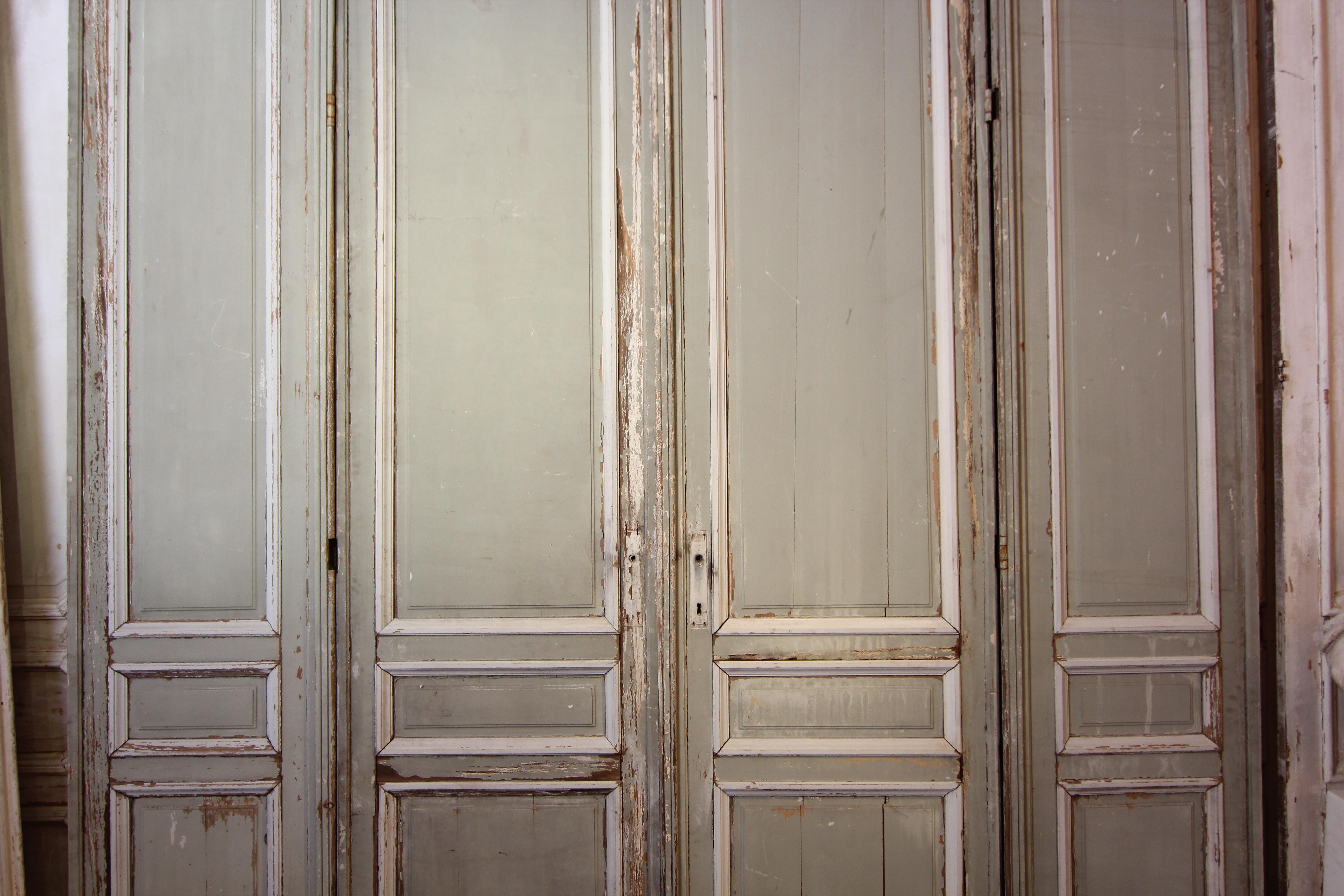 Große französische Doppeltür aus dem späten 19. Jahrhundert in Originalfarbe im Angebot 2