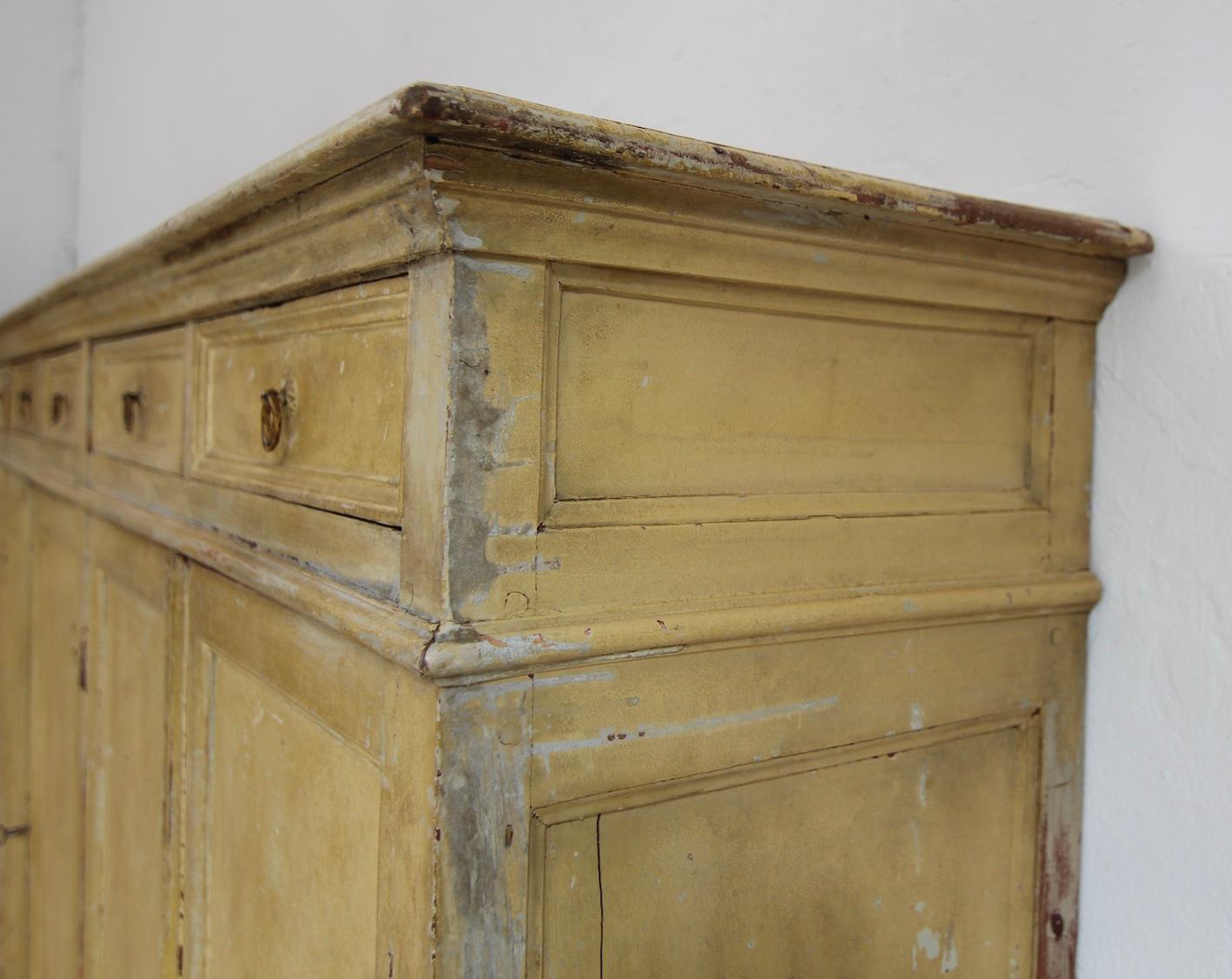 Grand buffet français de la fin du 19e siècle avec peinture d'origine en vente 5