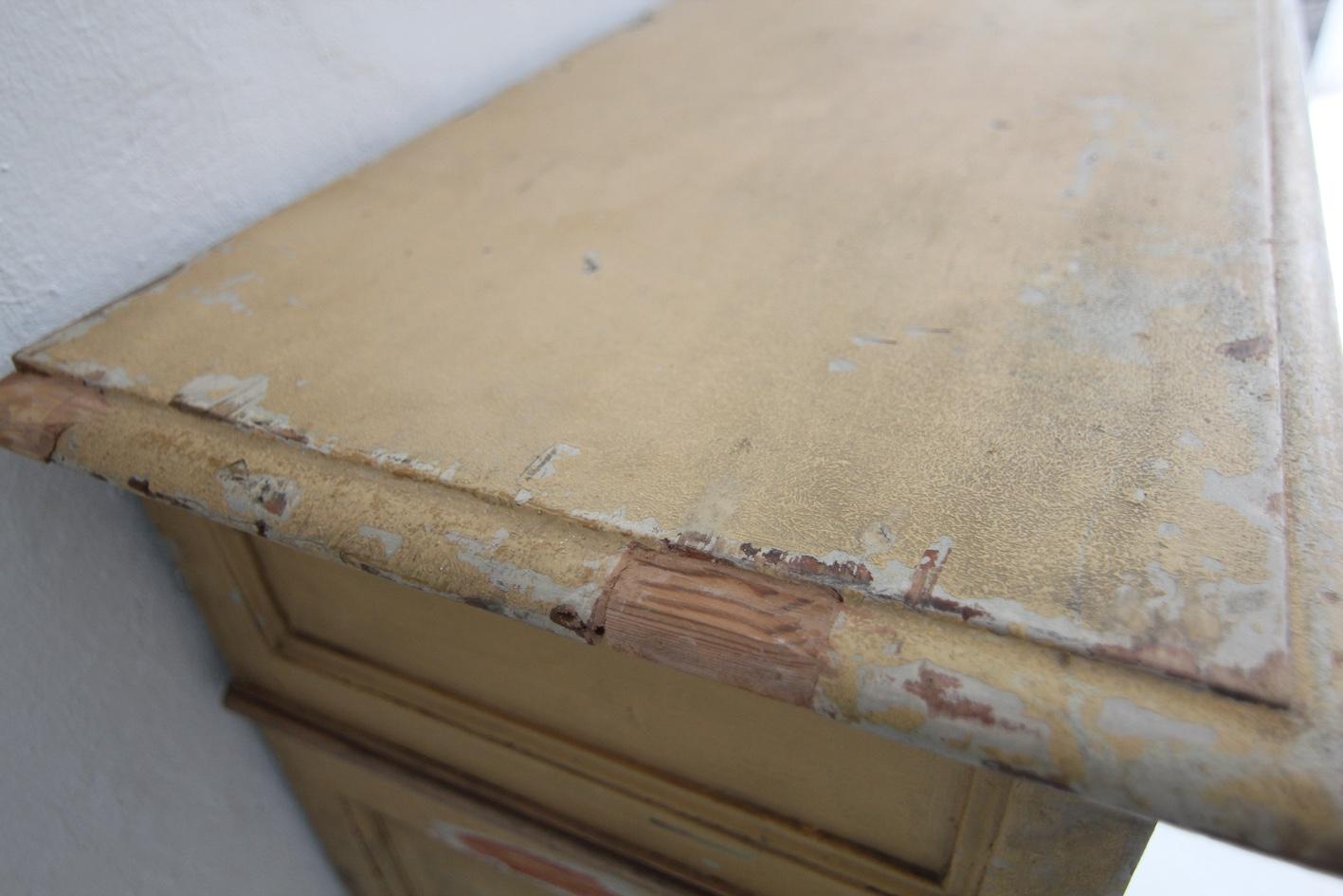Grand buffet français de la fin du 19e siècle avec peinture d'origine en vente 11