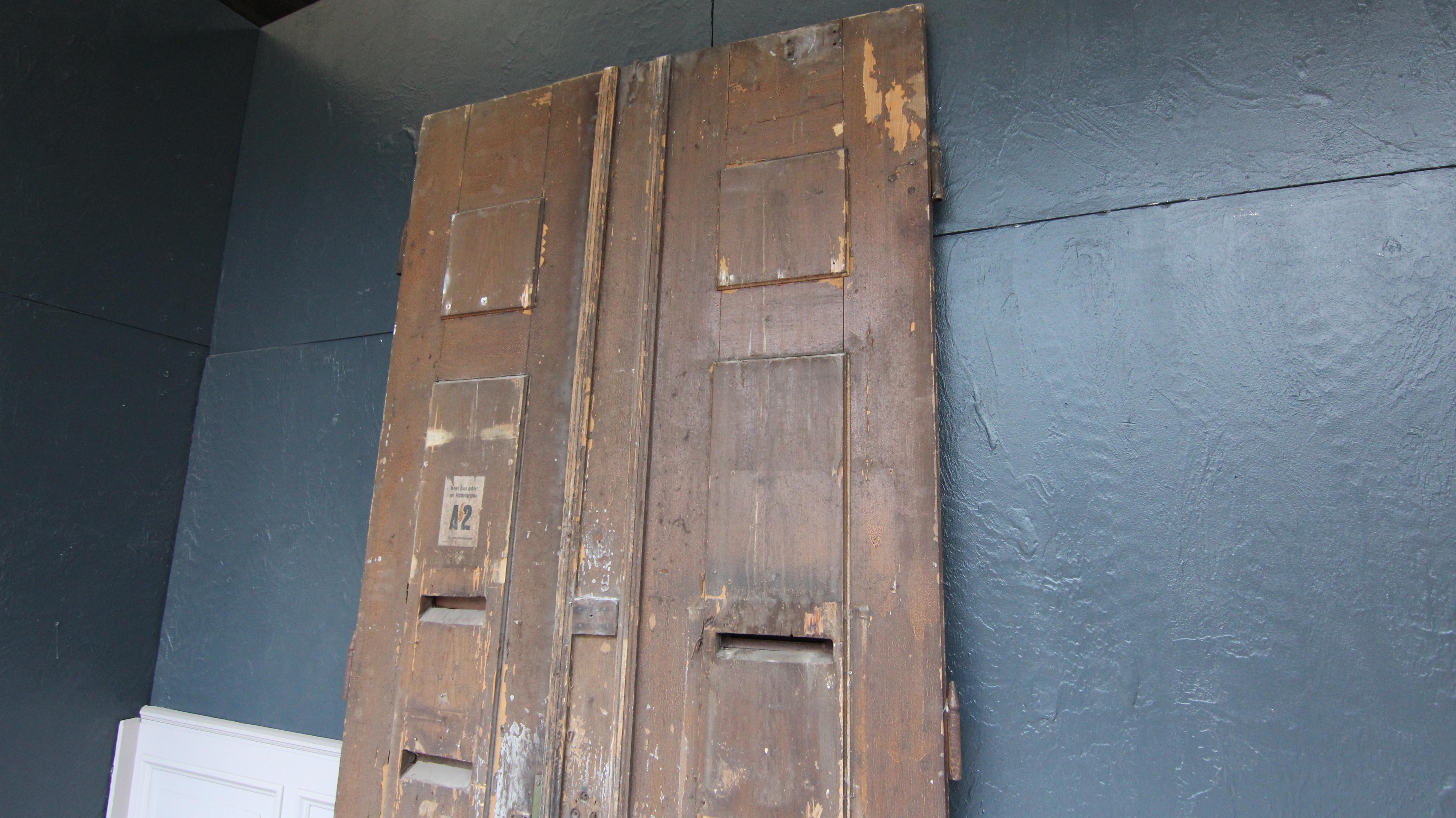 Large Late 19th Century German Double Door with Nice Patina For Sale 7