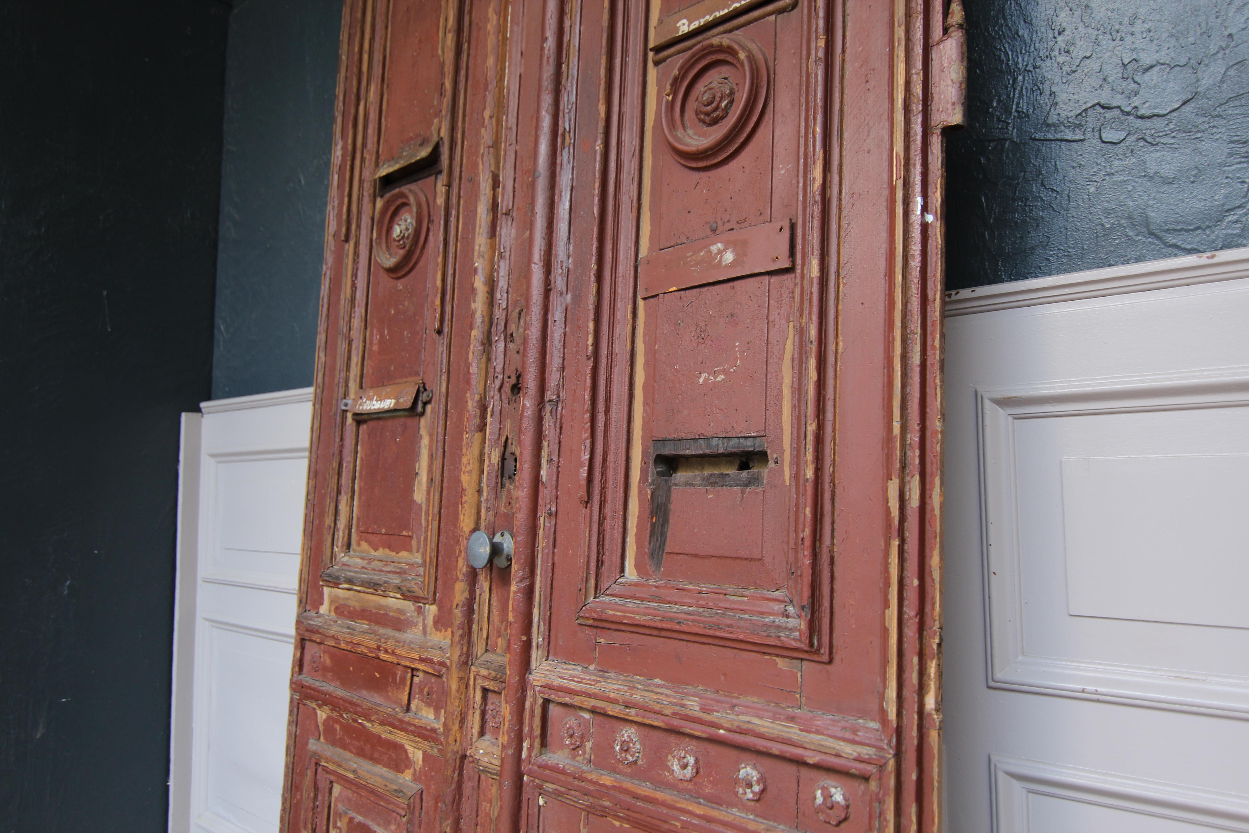 Large Late 19th Century German Double Door with Nice Patina In Good Condition For Sale In Dusseldorf, DE