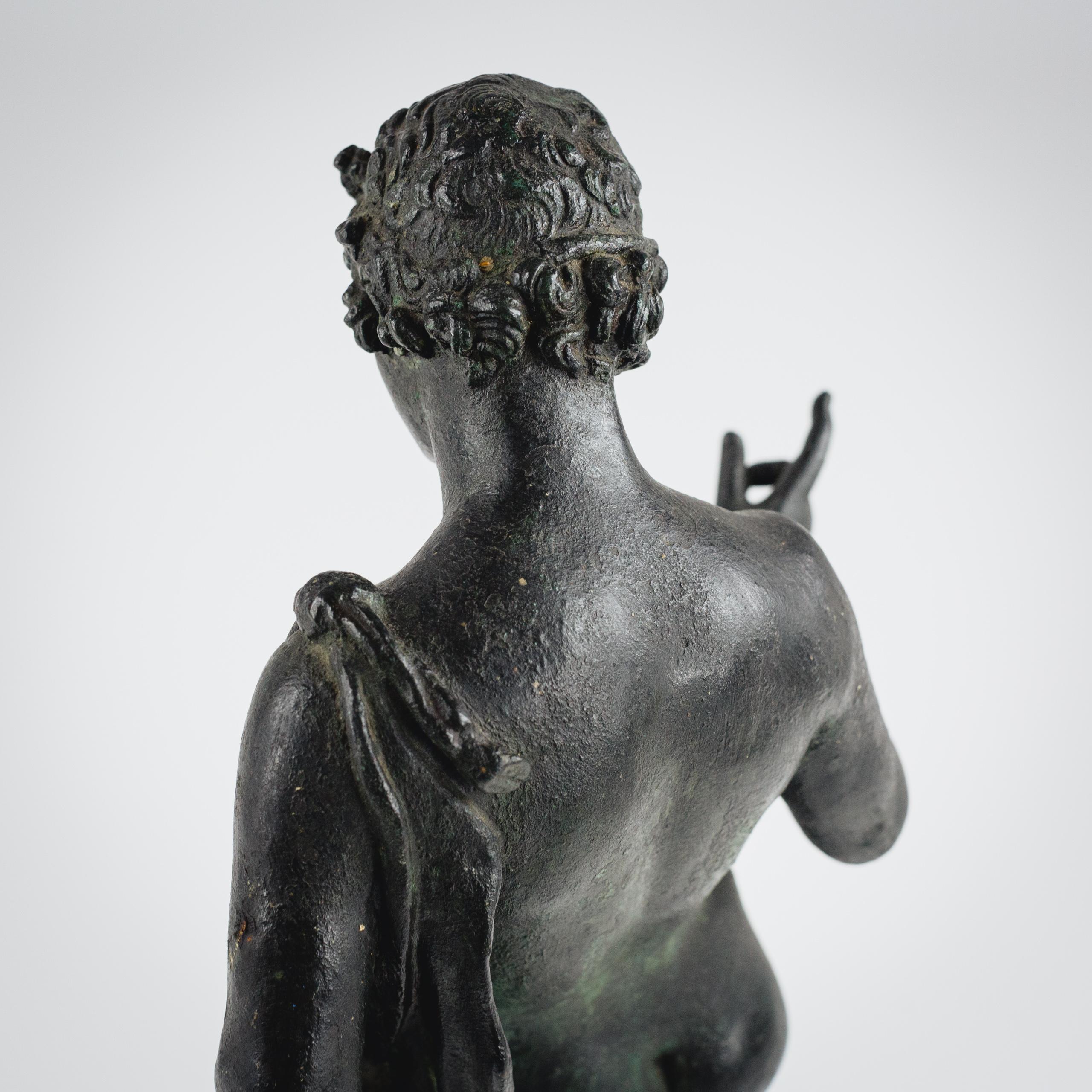 Grande bronzo Grand Tour di Narciso della fine del XIX secolo in vendita 3