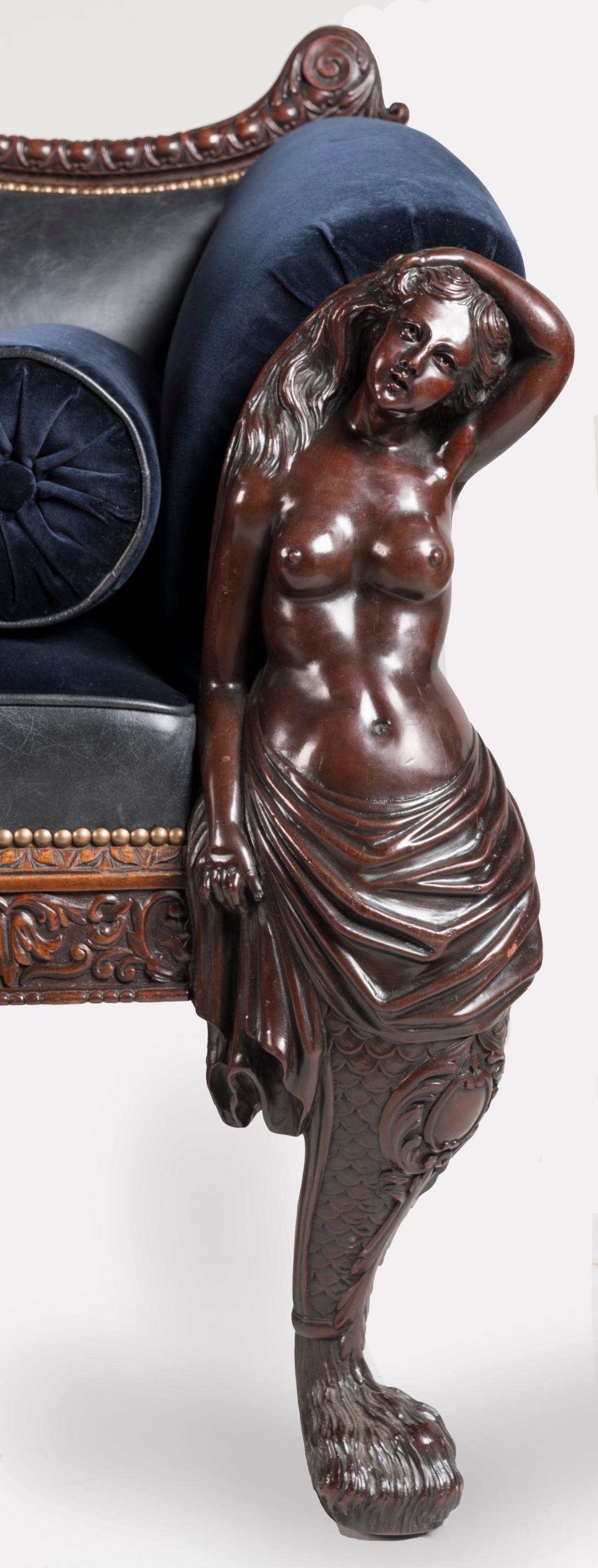 Large Late 19th Century Hand-Carved Mahogany Sofa with Leather and Velvet Fabric For Sale 1