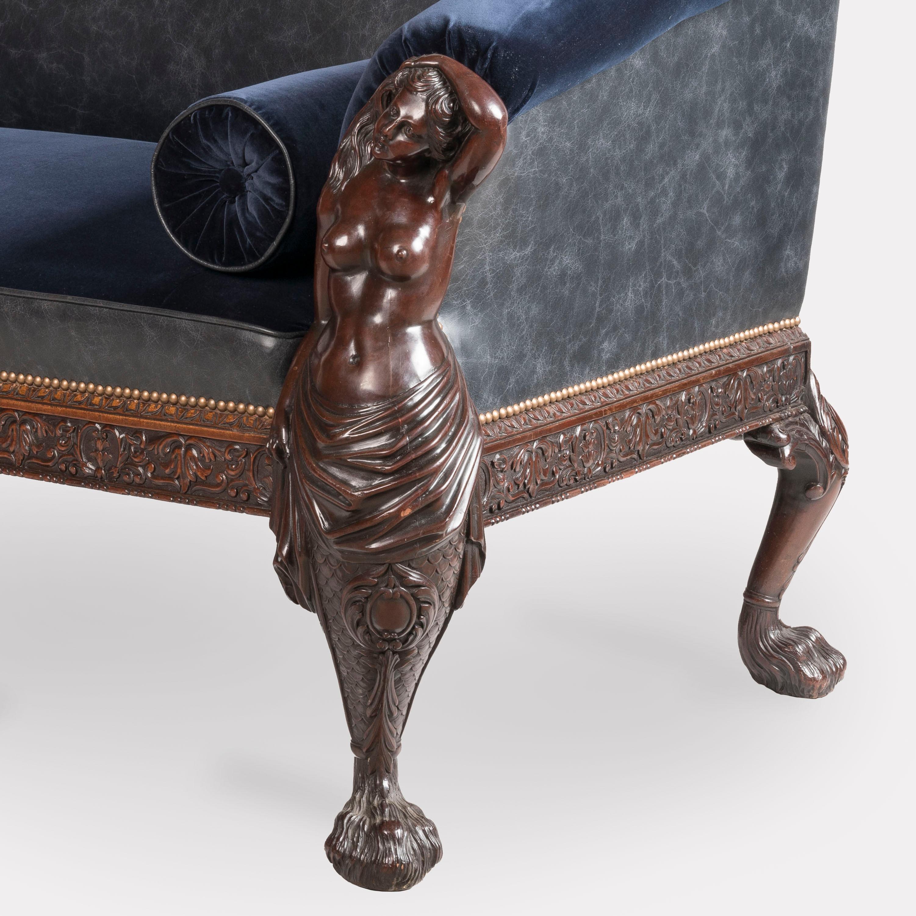 Large Late 19th Century Hand-Carved Mahogany Sofa with Leather and Velvet Fabric For Sale 2
