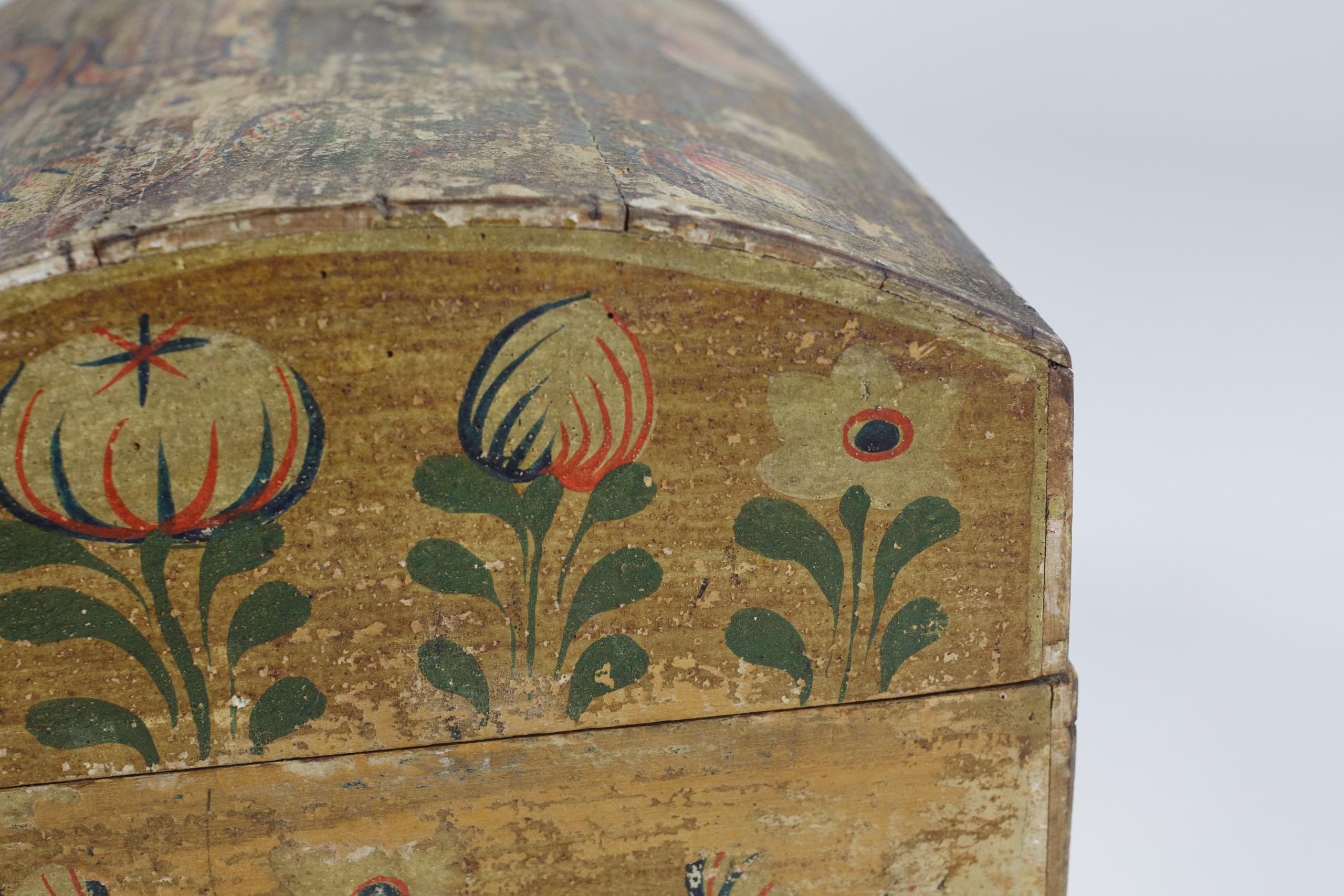 Large Late 19th Century Normandy Marriage Chest For Sale 2