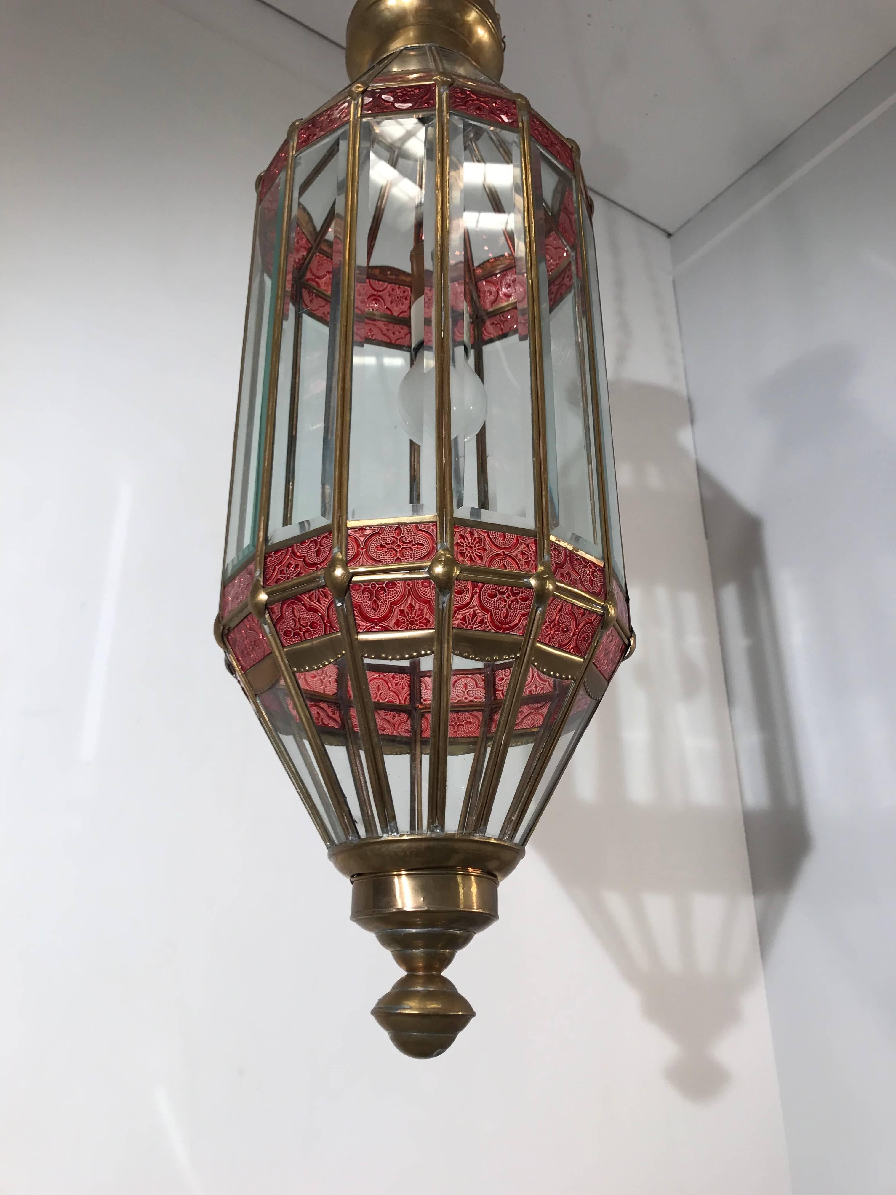 Large Late 20th Century Beveled Glass and Brass Framed Pendant / Lantern Lamp For Sale 6
