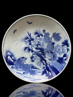 Large Late Edo Period Imari Porcelain Charger with Shishi Lions, Hand-Painted