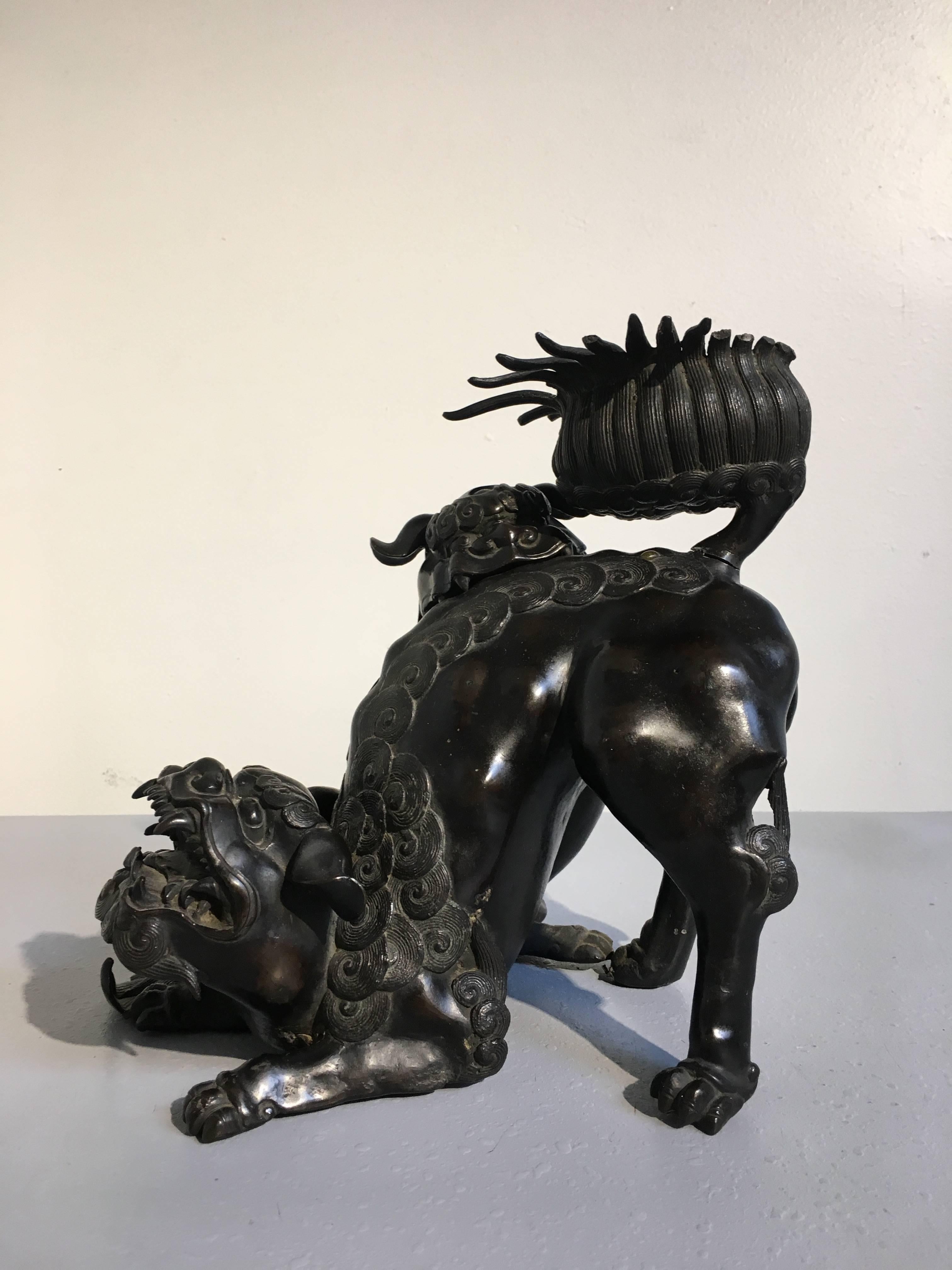 china casting bronze lion