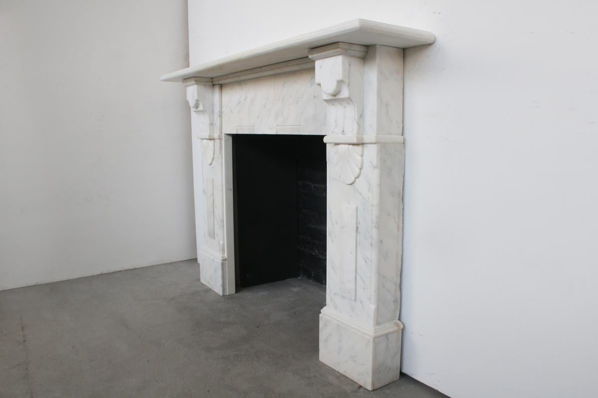 Large Late Victorian Carrara Marble Fireplace Surround In Good Condition For Sale In Manchester, GB