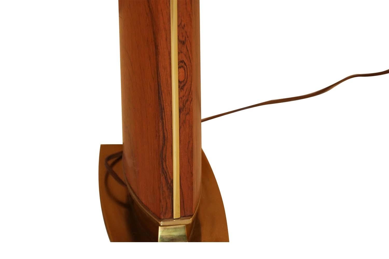 Large Laurel Rosewood Solid Brass Table Lamp For Sale 2